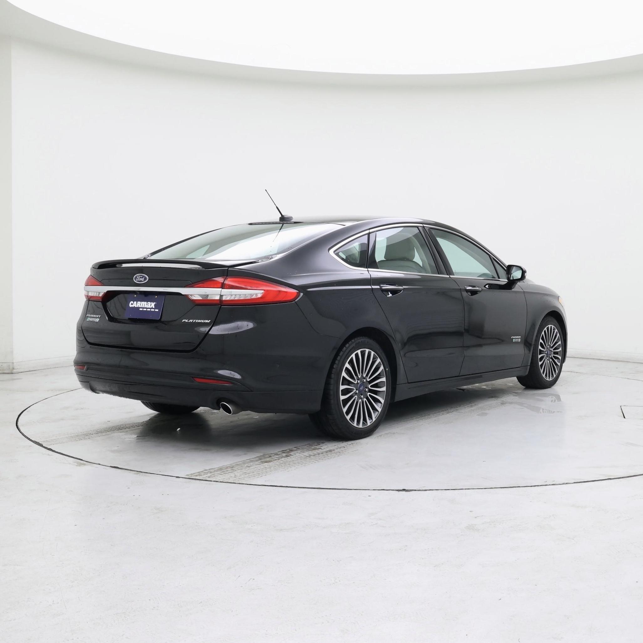 Thumbnail: 2017 Ford Fusion - 8