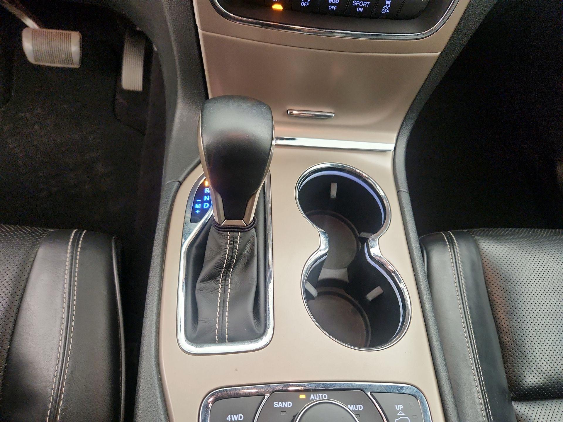 Thumbnail: 2017 Jeep Grand Cherokee - 18