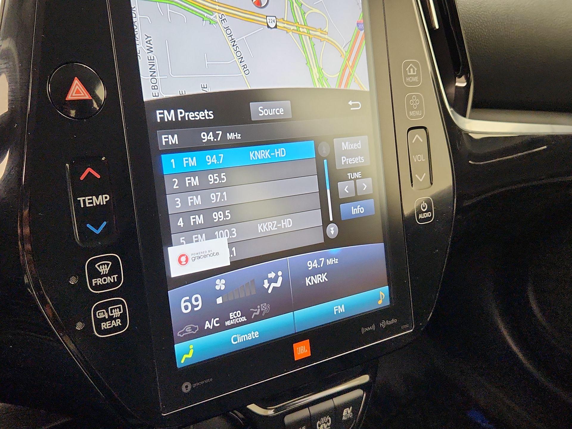 Thumbnail: 2017 Toyota Prius Prime - 16