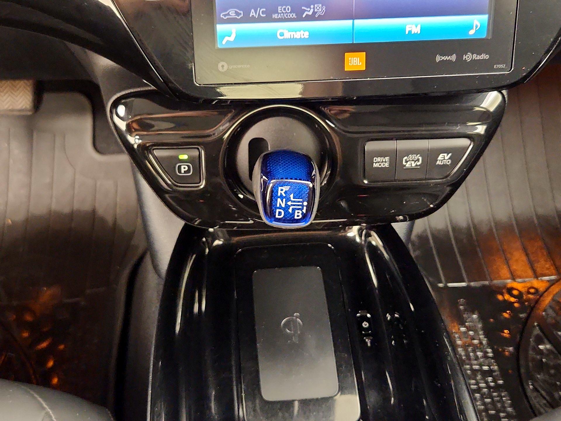 Thumbnail: 2017 Toyota Prius Prime - 18