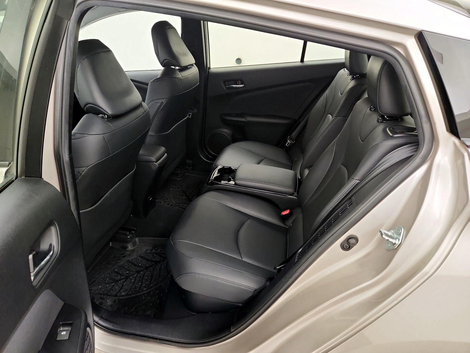 Thumbnail: 2017 Toyota Prius Prime - 20