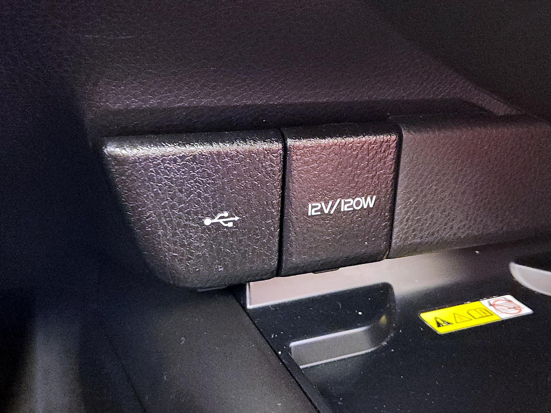 Thumbnail: 2023 Toyota Camry - 19