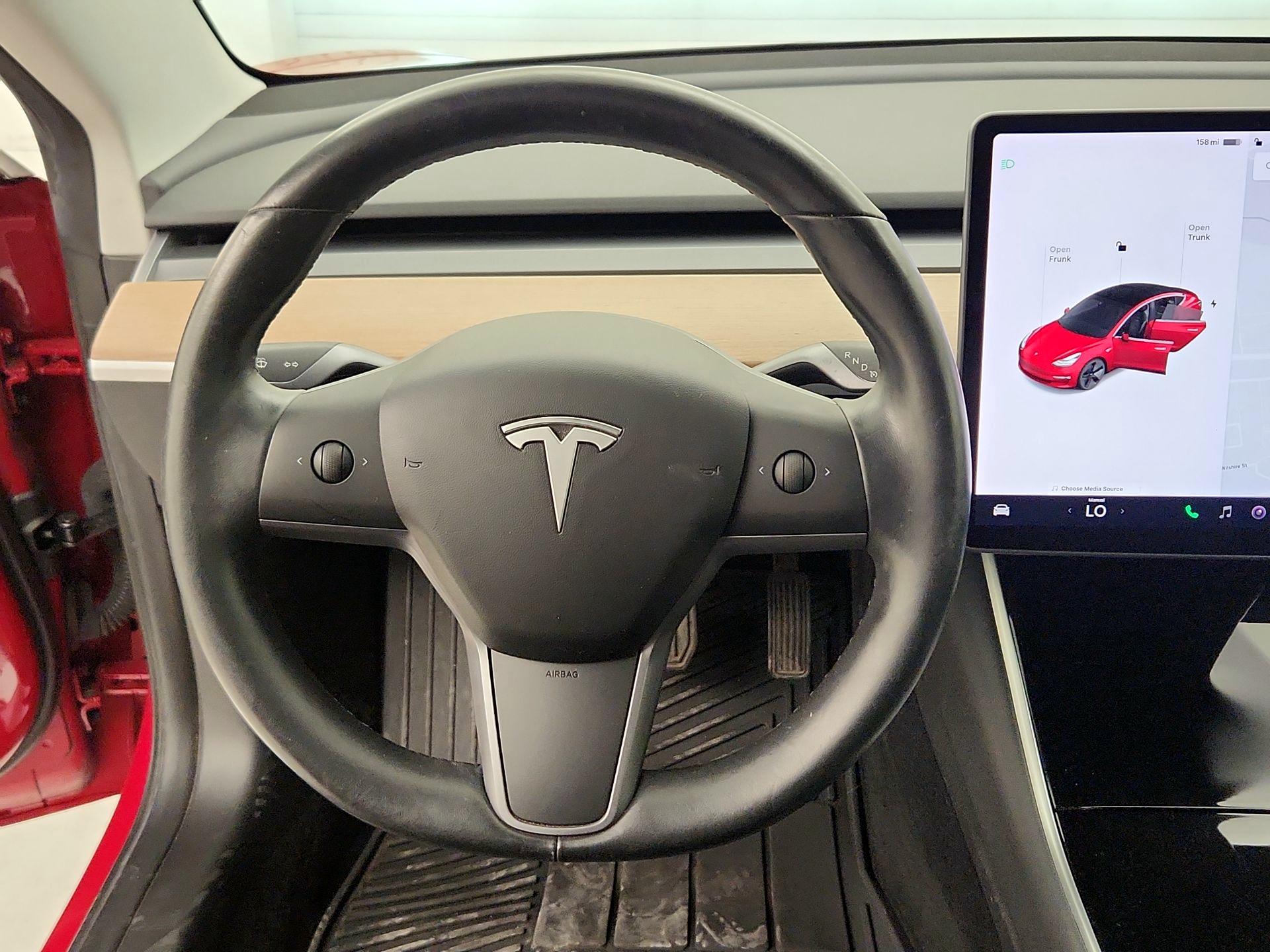Thumbnail: 2019 Tesla Model 3 - 10