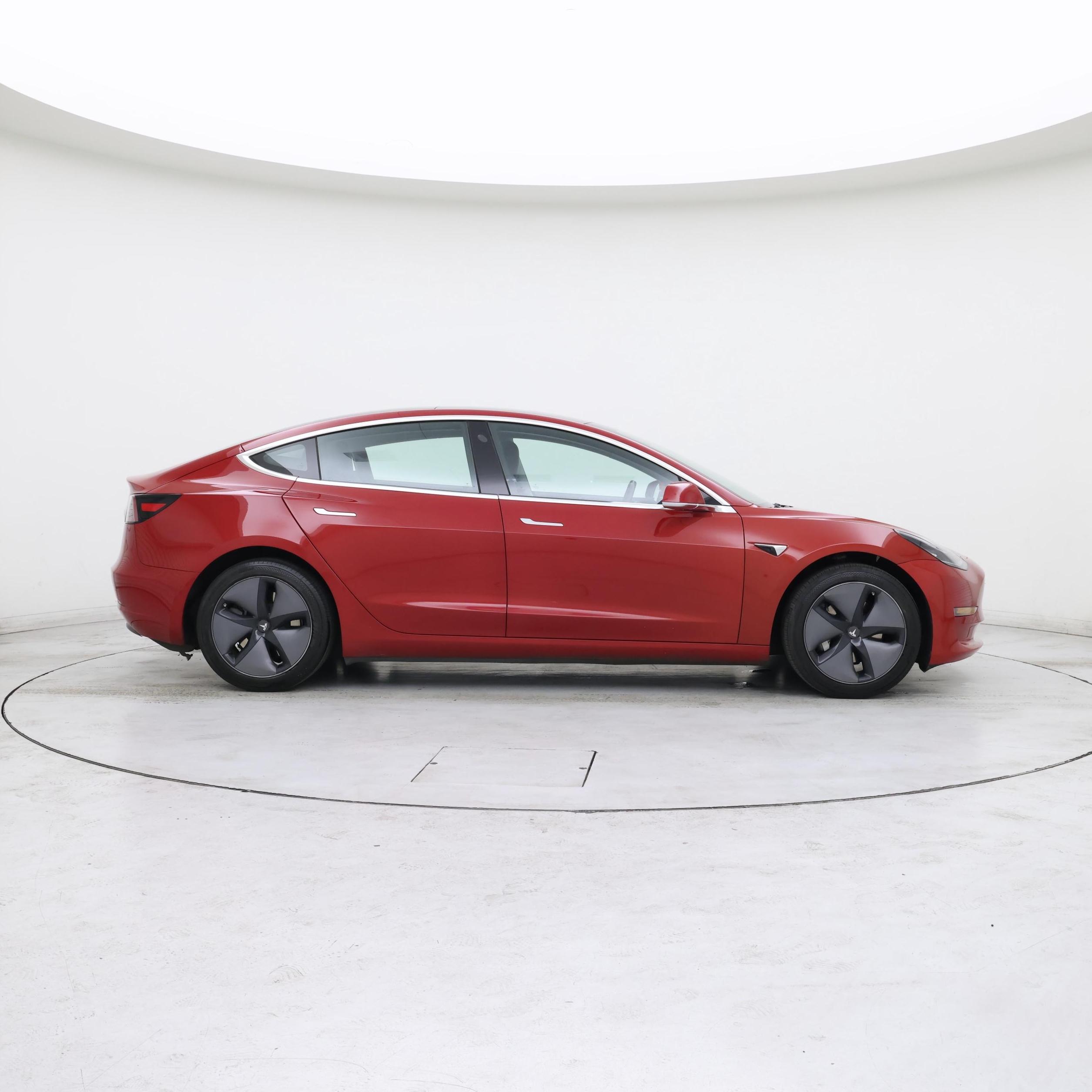 Thumbnail: 2019 Tesla Model 3 - 7