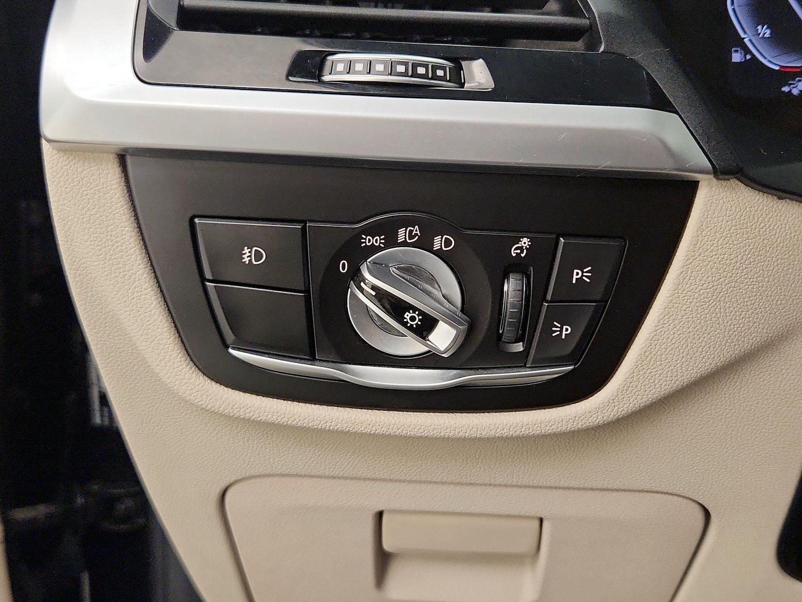 2021 BMW X3 30e - Photo 14