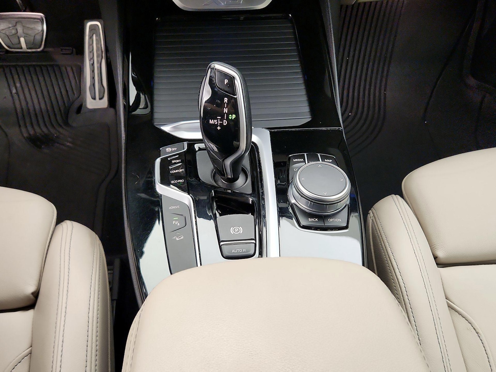 2021 BMW X3 30e - Photo 19