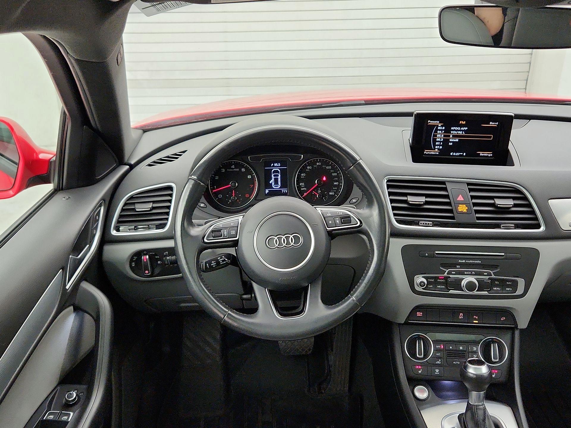 Thumbnail: 2018 Audi Q3 - 10