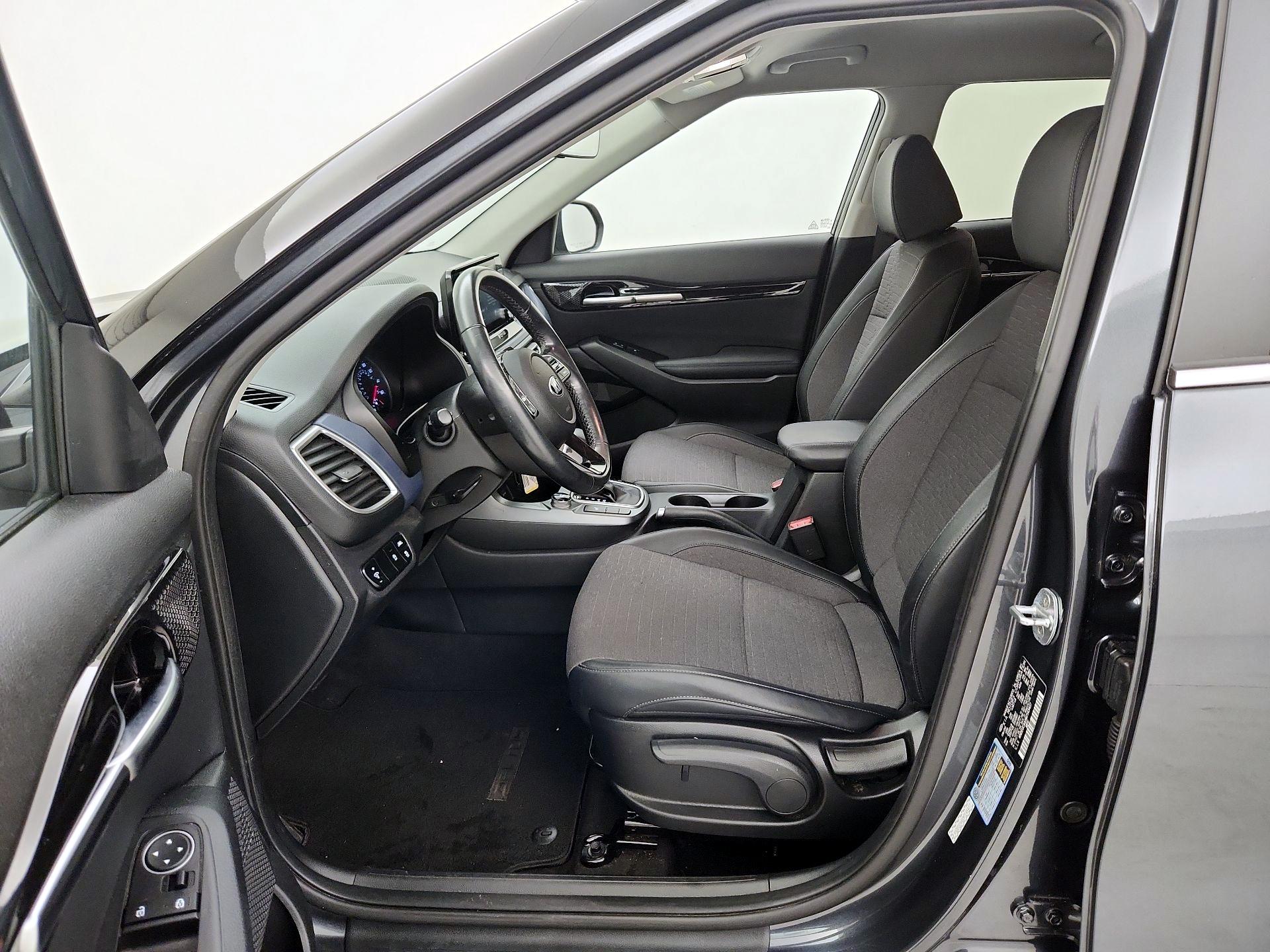 Thumbnail: 2021 Kia Seltos - 11