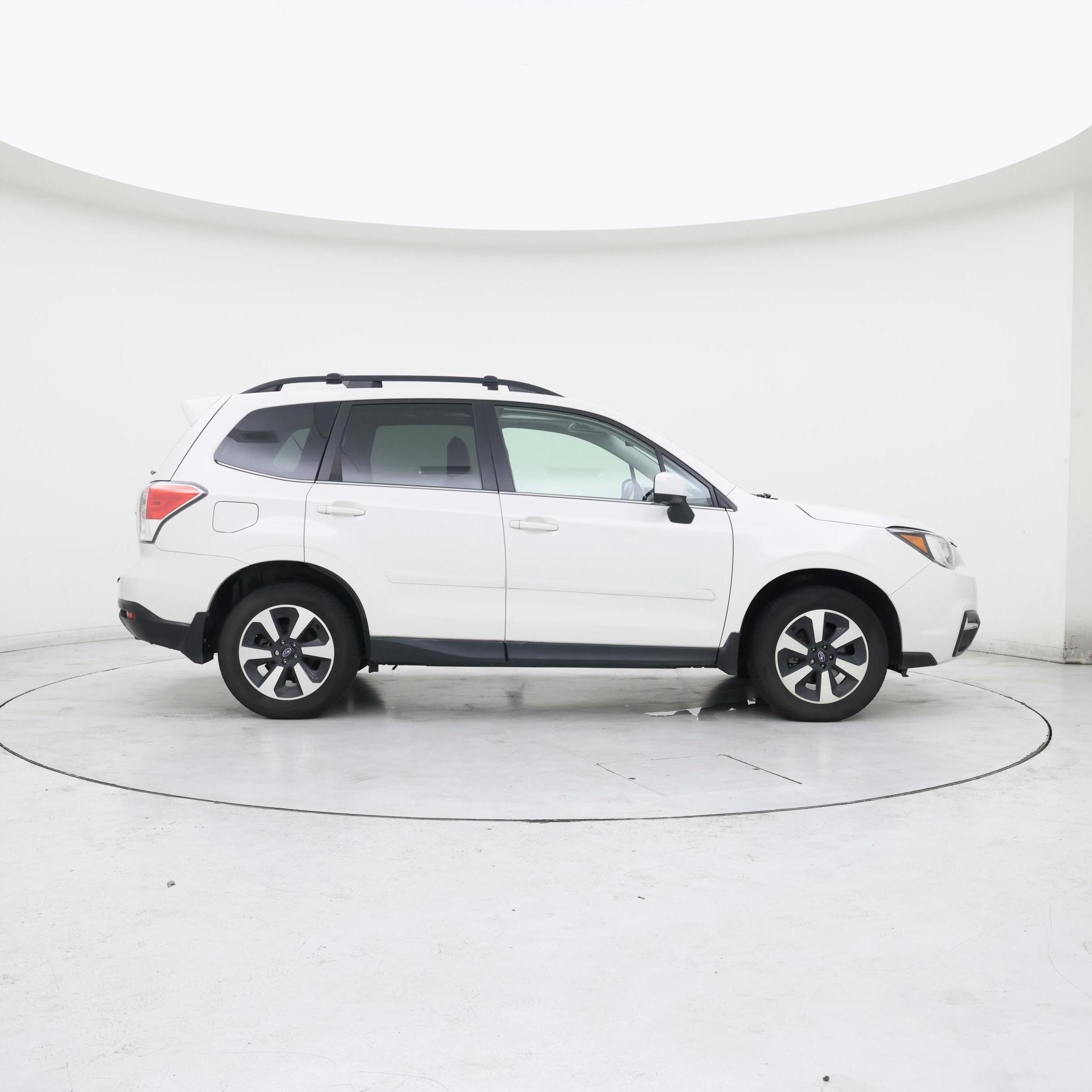 Thumbnail: 2018 Subaru Forester - 7