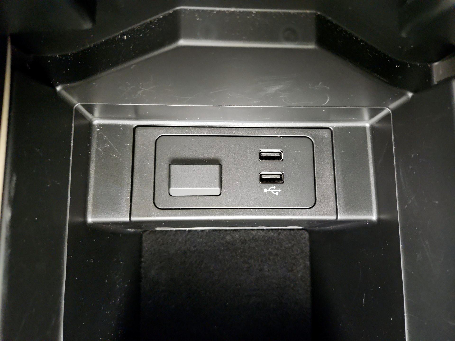 Thumbnail: 2023 Mazda CX-9 - 19