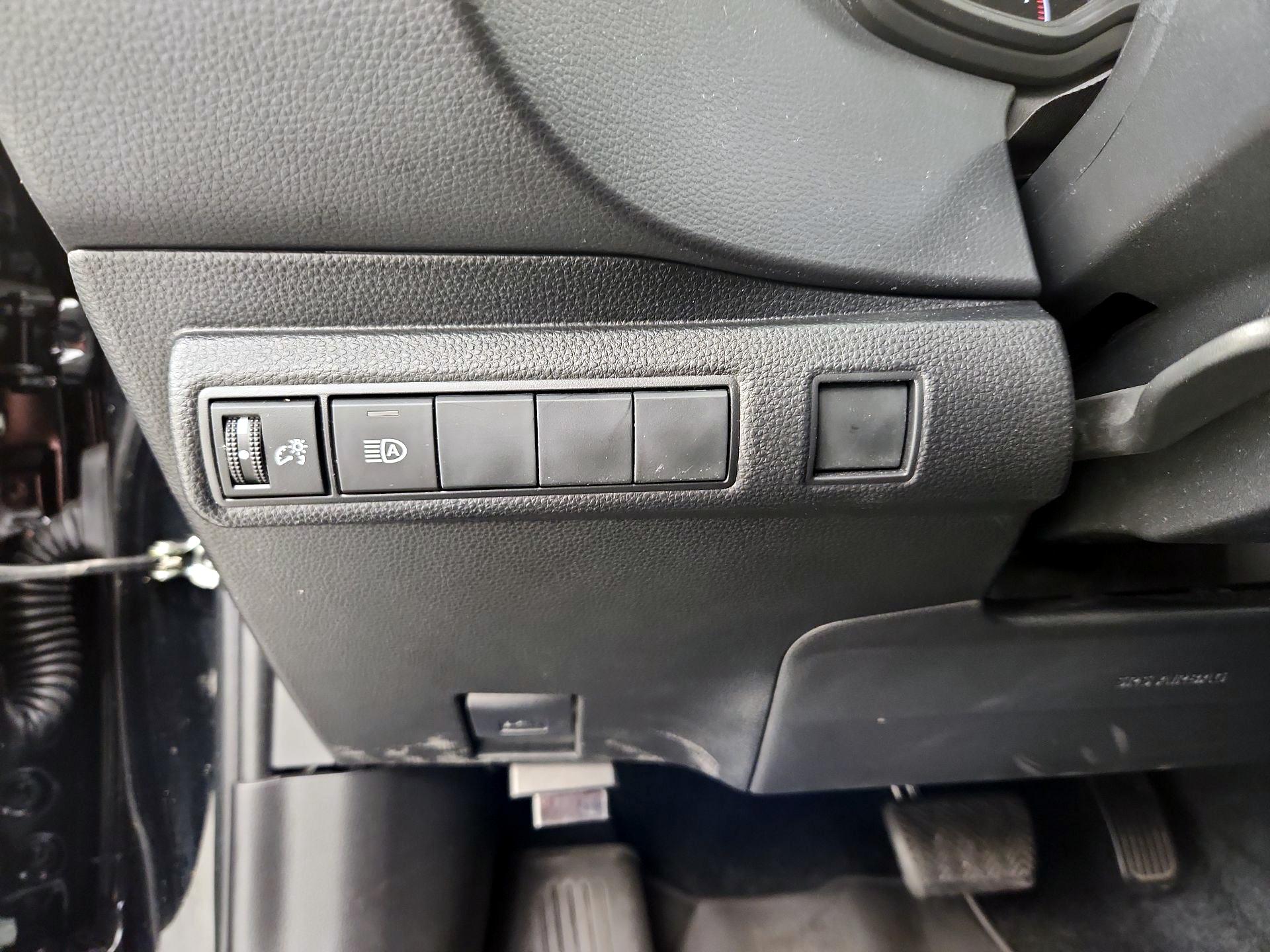 Thumbnail: 2024 Toyota Corolla - 13