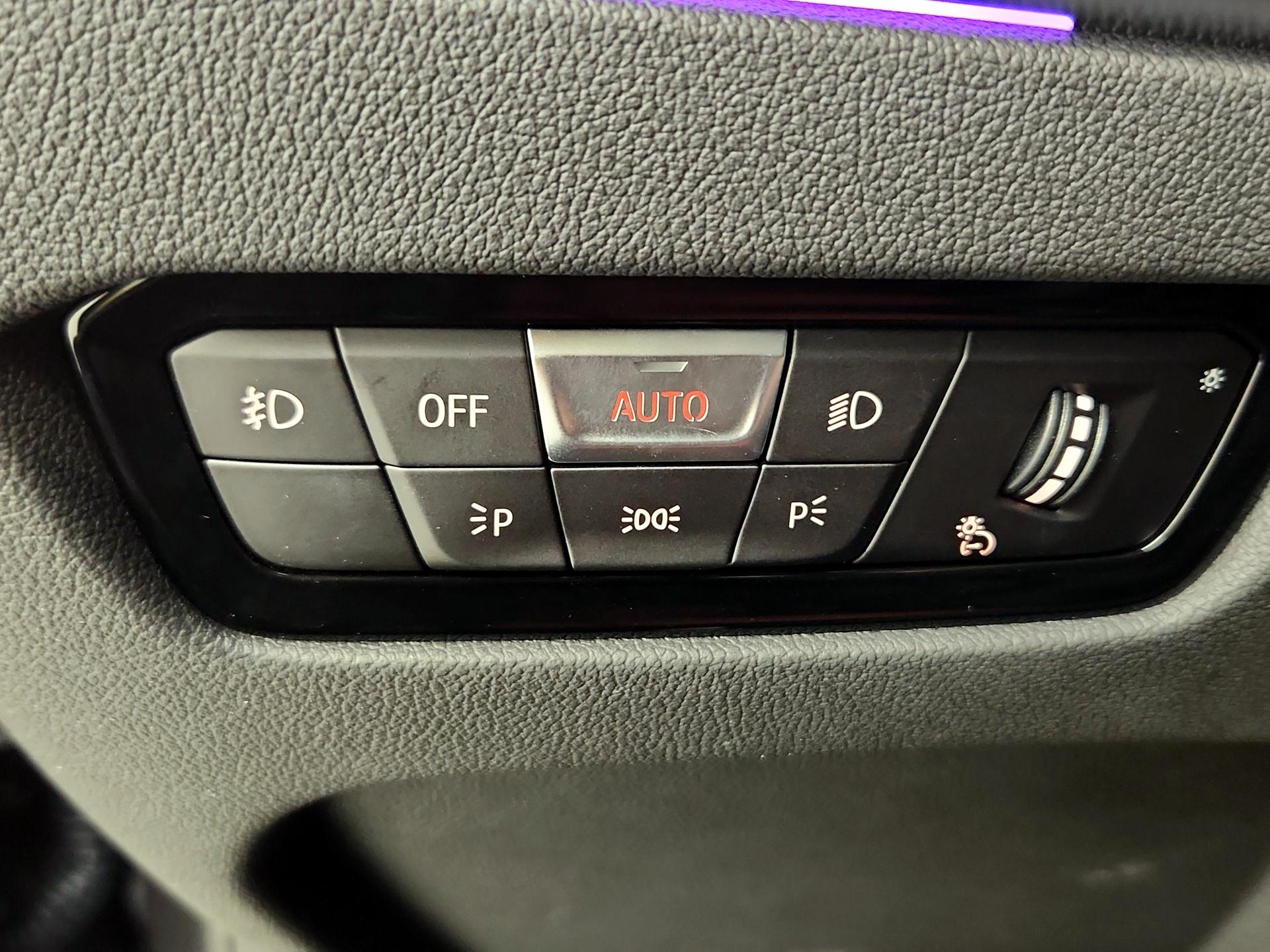 Thumbnail: 2022 BMW 3 Series - 13