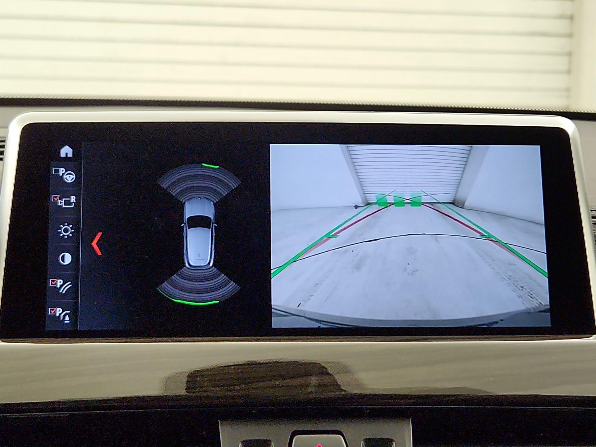 Thumbnail: 2021 BMW X2 - 15