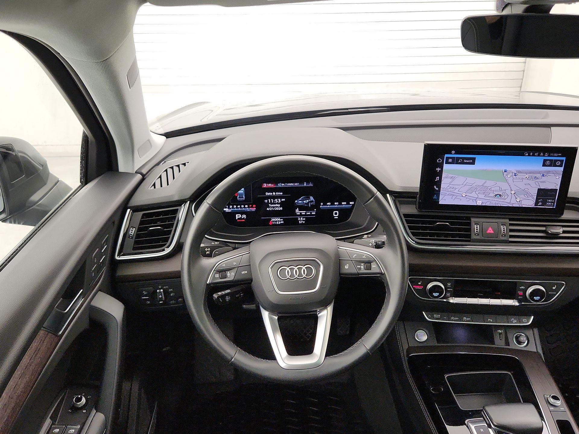 Thumbnail: 2022 Audi Q5 - 10