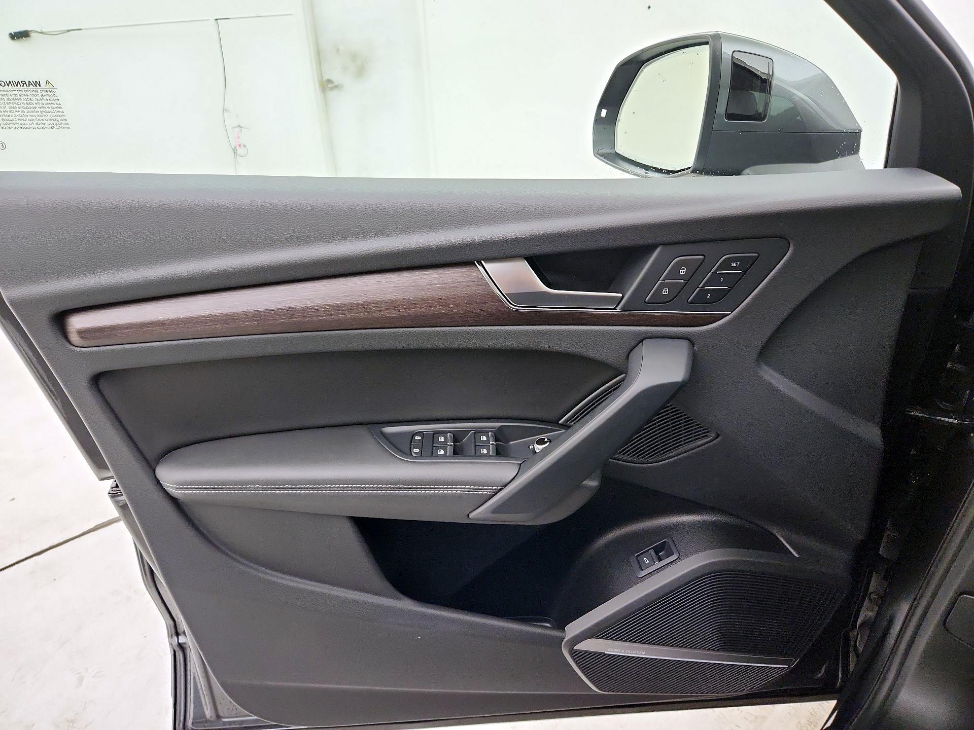 Thumbnail: 2022 Audi Q5 - 12