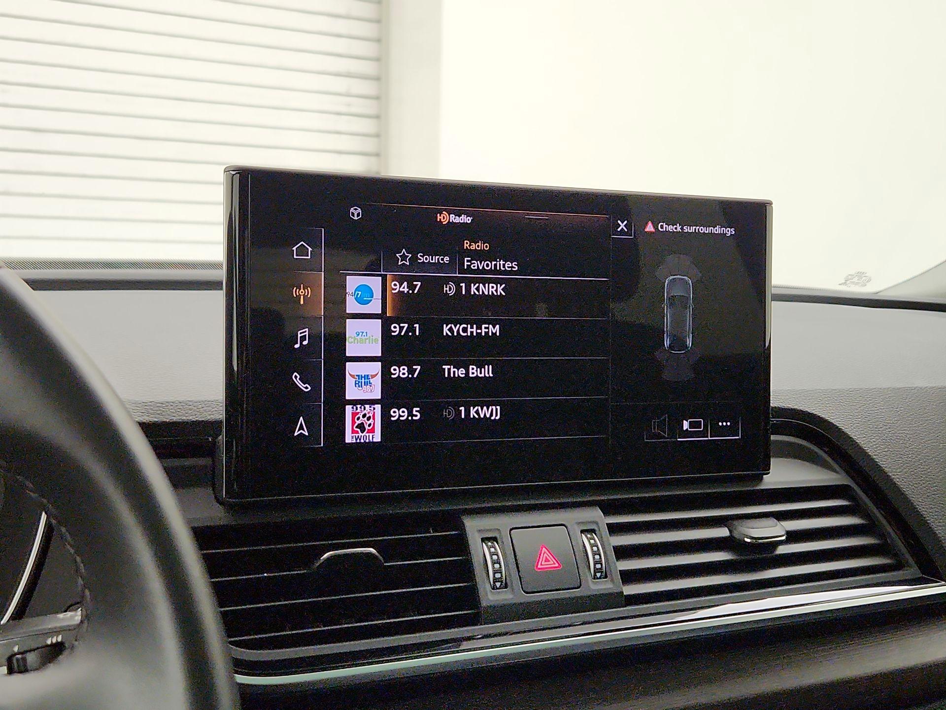 Thumbnail: 2022 Audi Q5 - 16