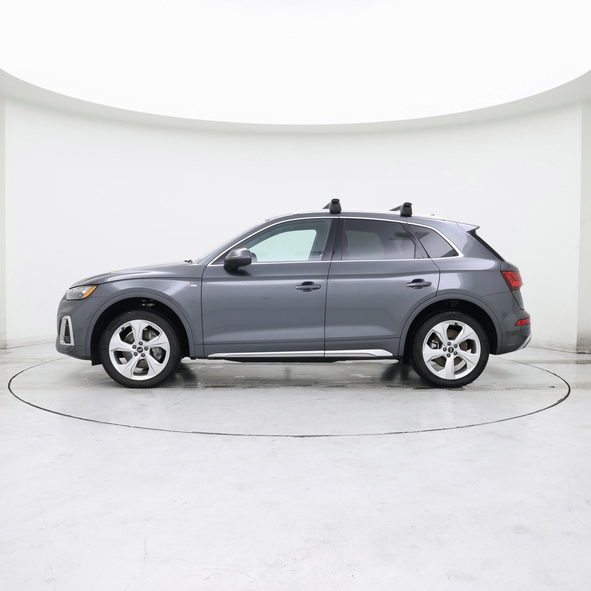 Thumbnail: 2022 Audi Q5 - 3