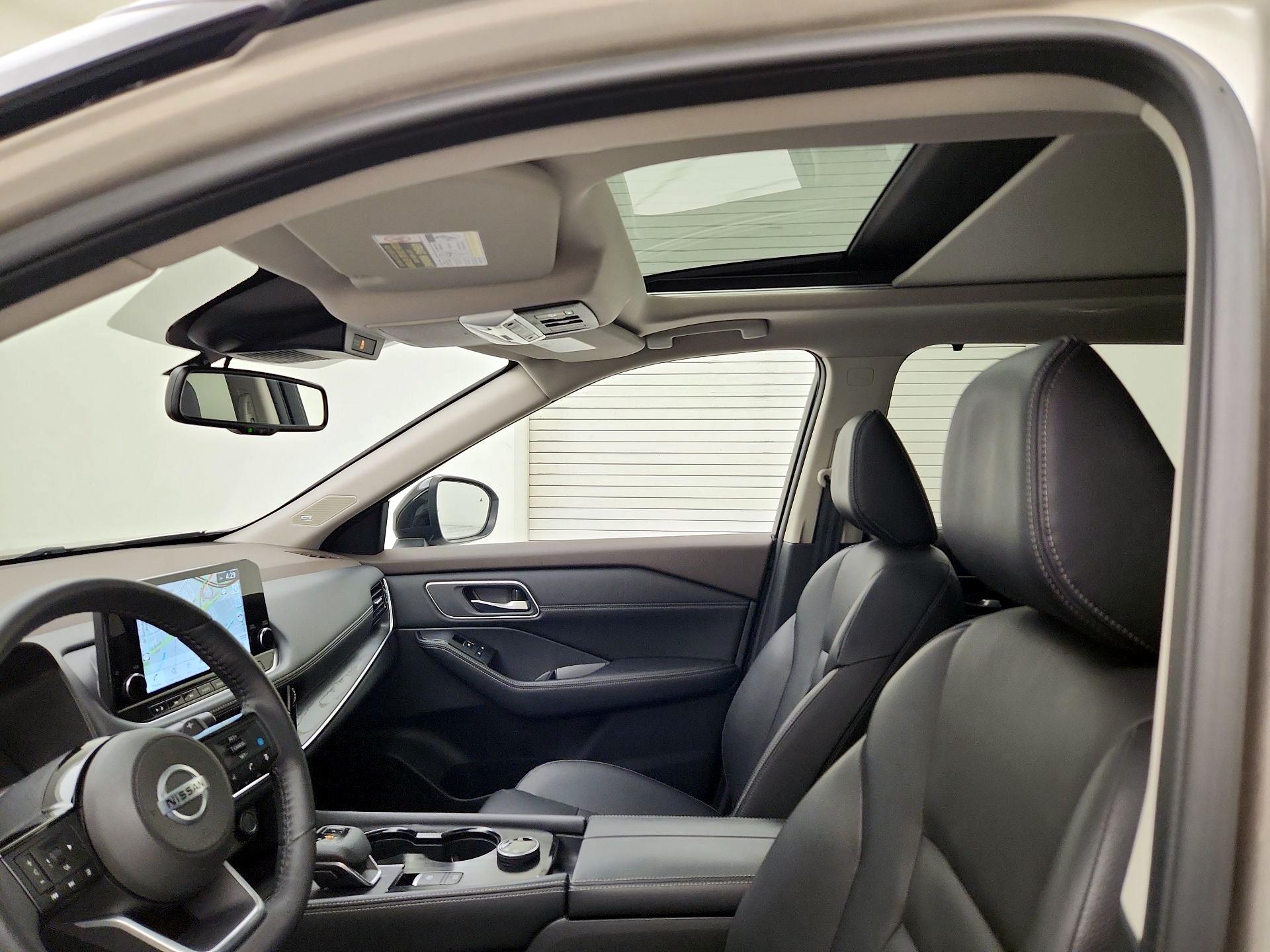 Thumbnail: 2021 Nissan Rogue - 20
