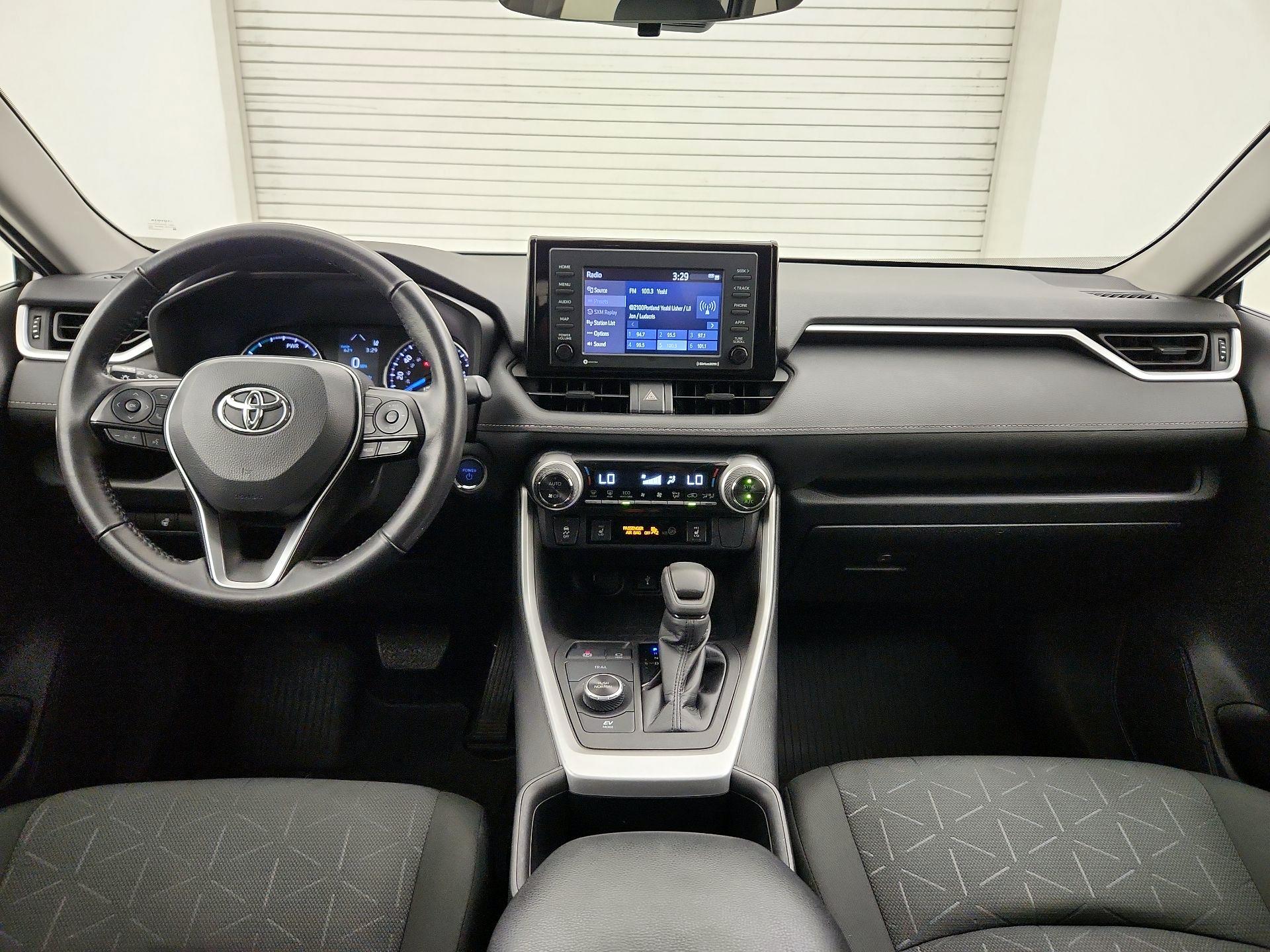 Thumbnail: 2022 Toyota RAV4 - 9