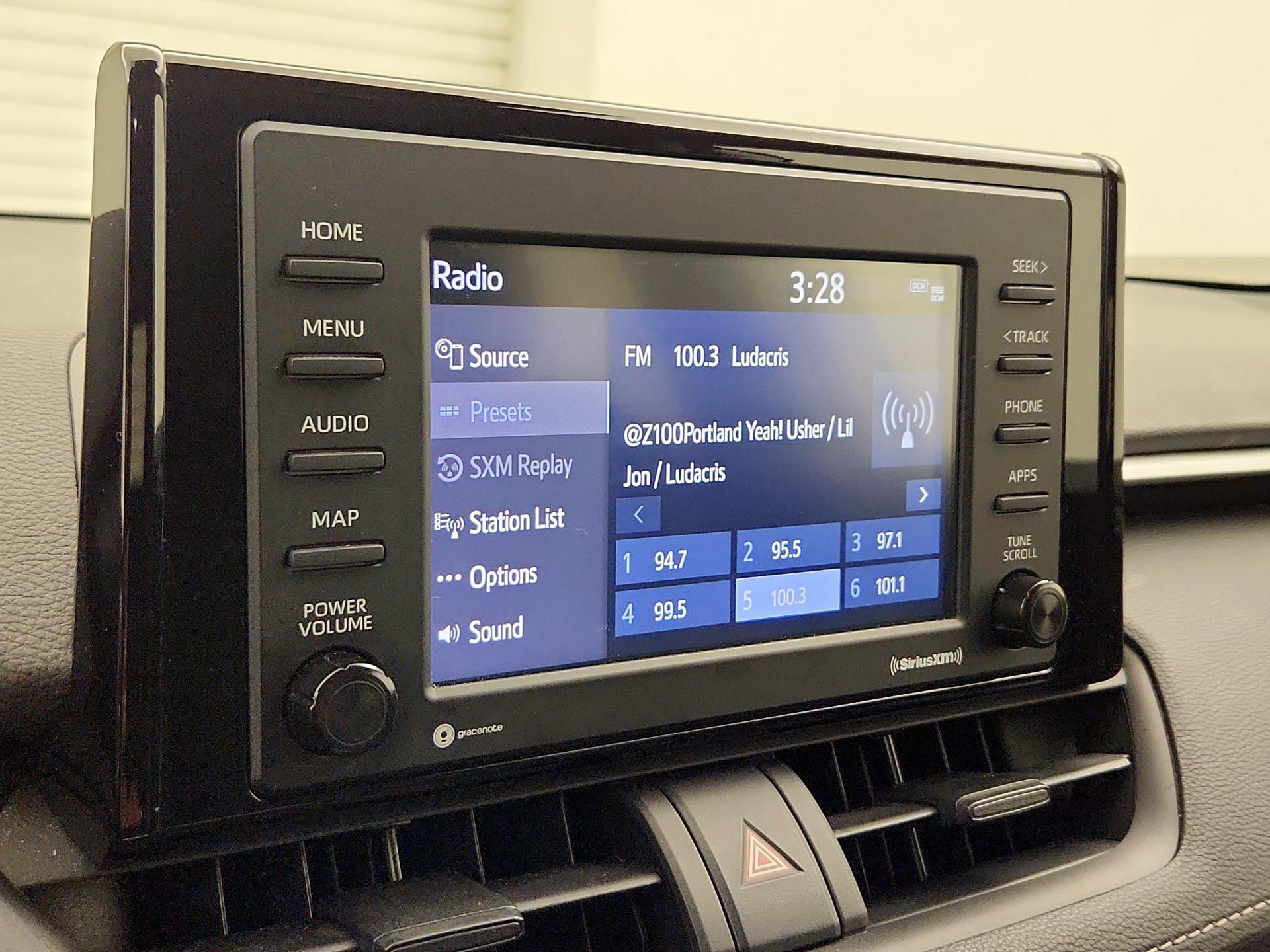 Thumbnail: 2022 Toyota RAV4 - 15