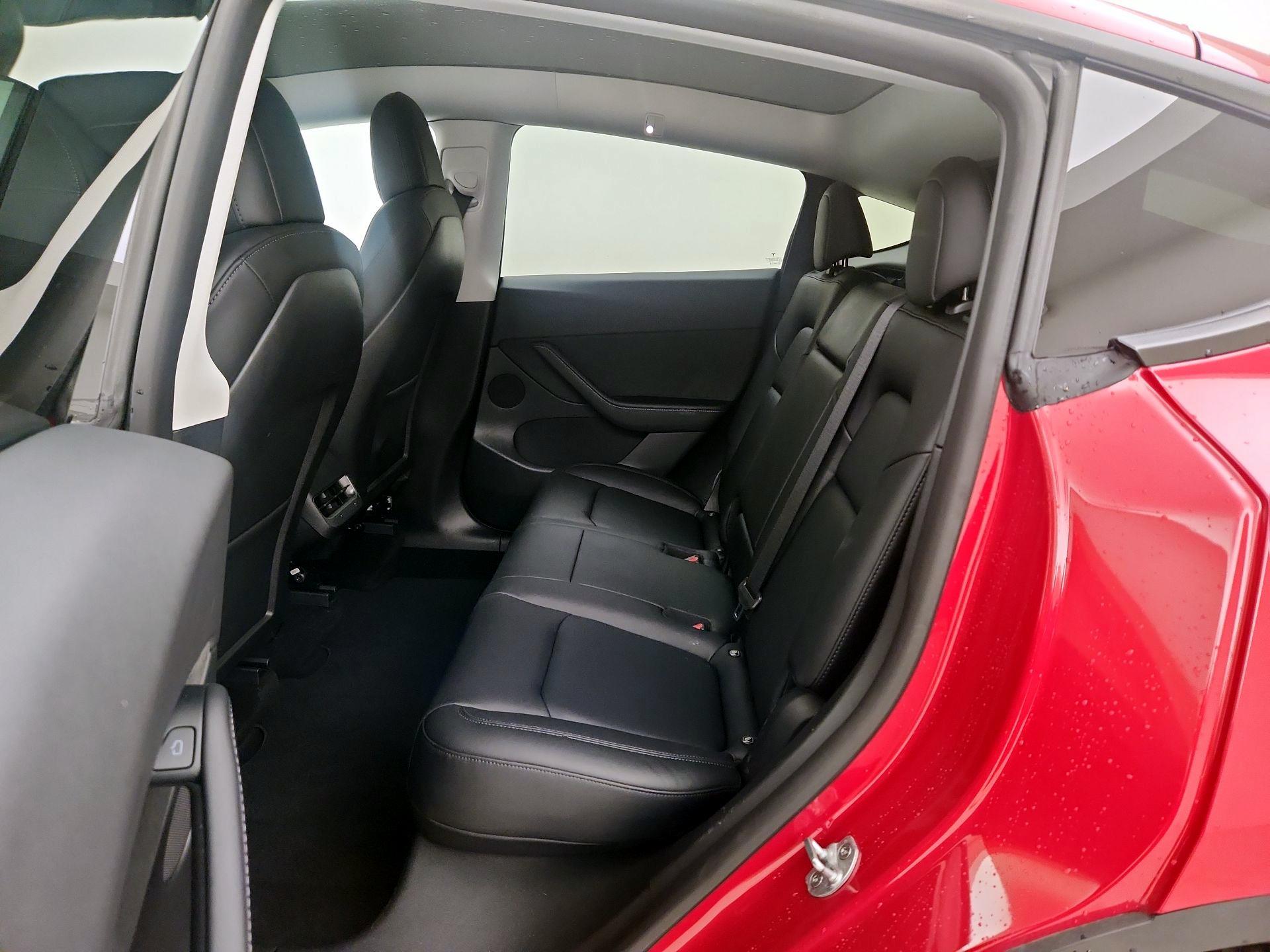 Thumbnail: 2022 Tesla Model Y - 20