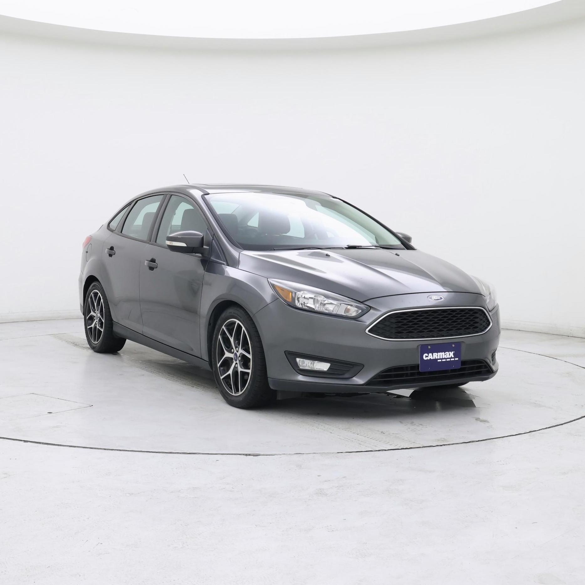 Gray 2018 Ford Focus Sedan Front-Wheel Drive Automatic