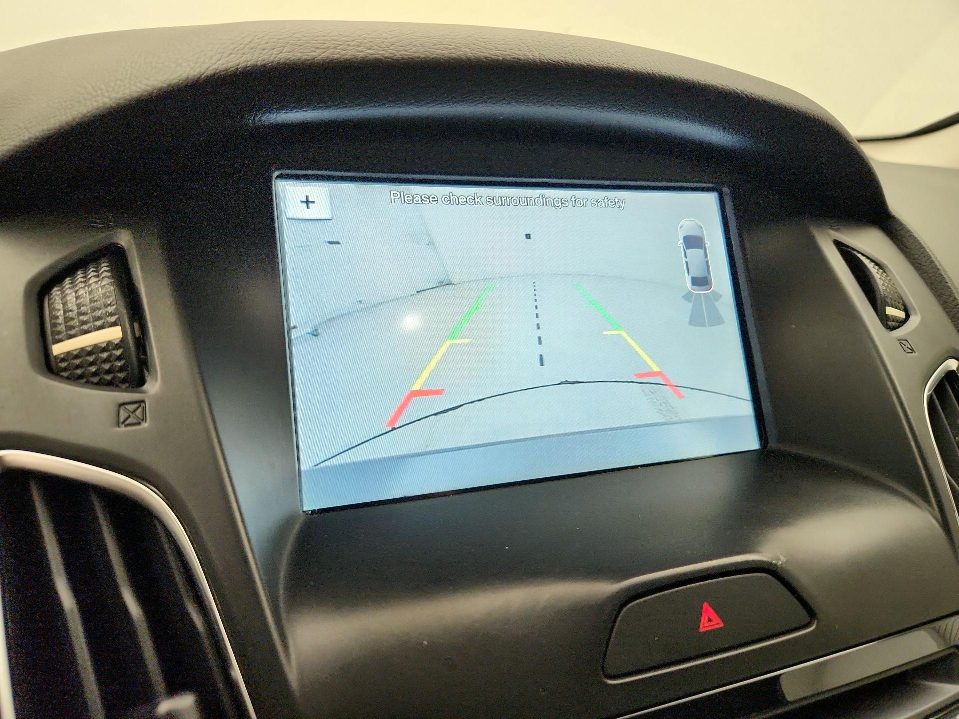 Thumbnail: 2018 Ford Focus - 14