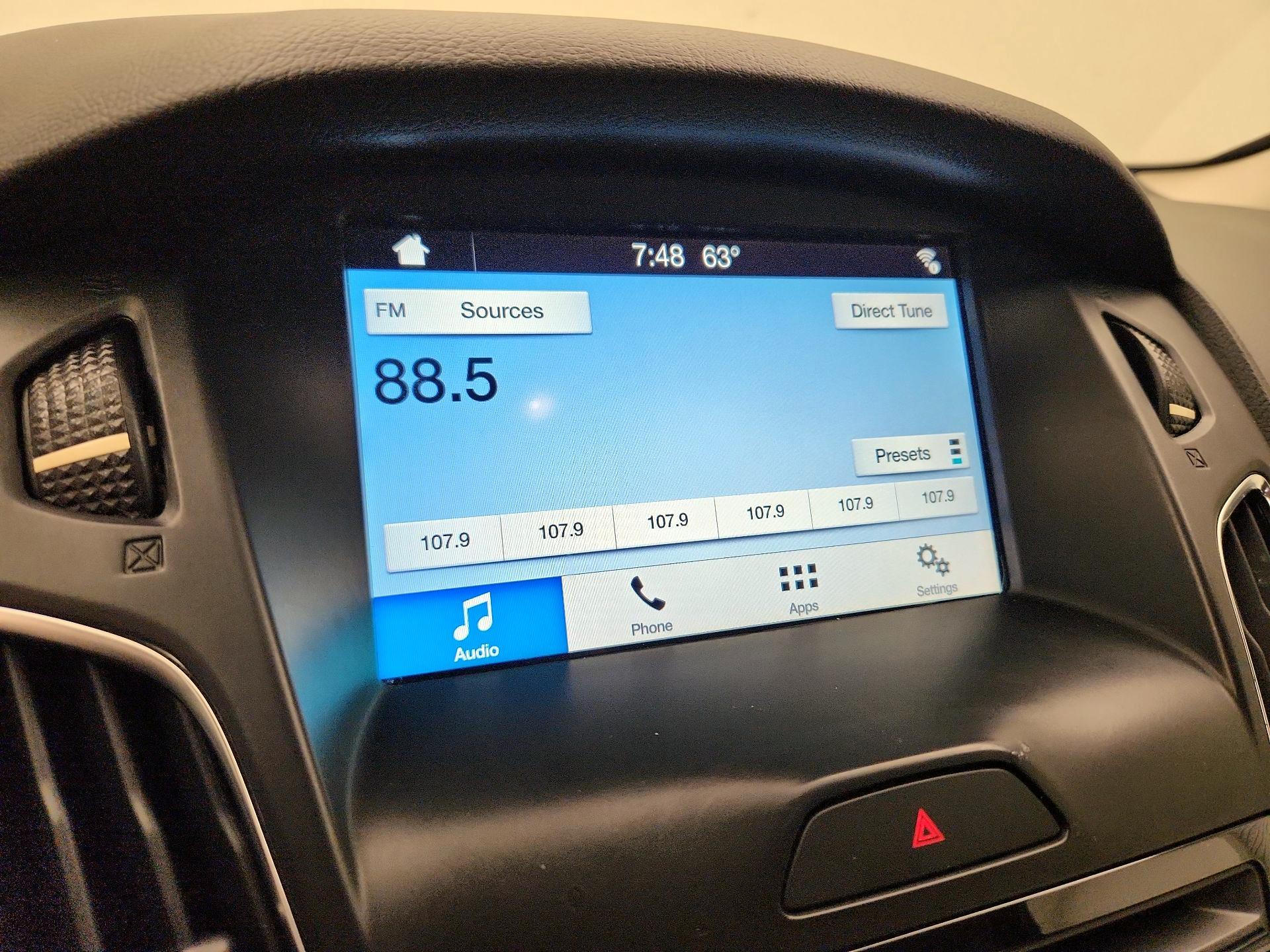 Thumbnail: 2018 Ford Focus - 15