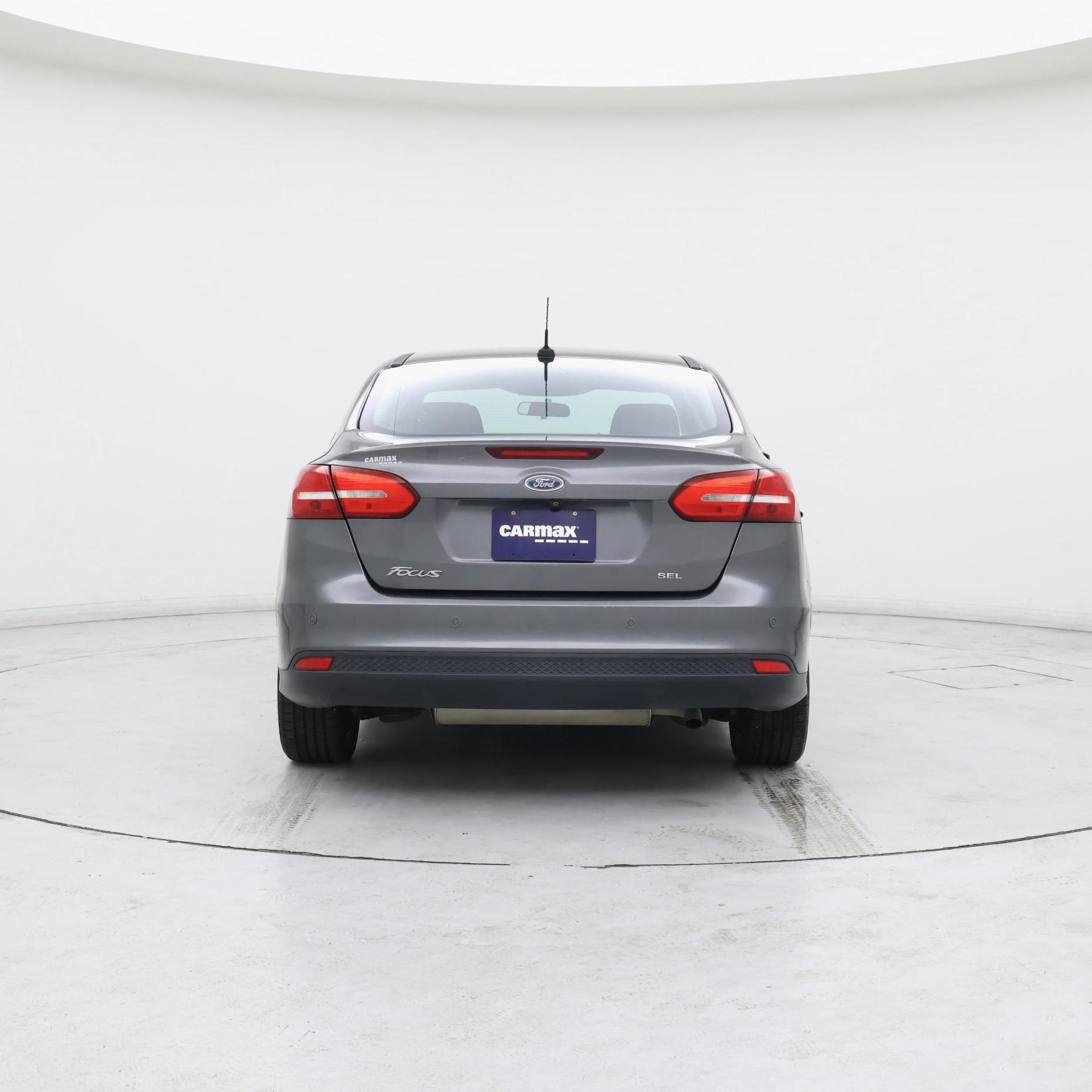 Thumbnail: 2018 Ford Focus - 6