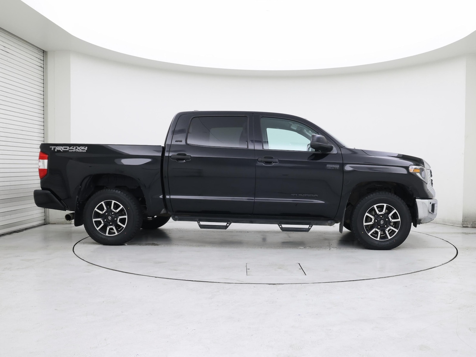 2020 Toyota Tundra SR5 - Photo 8