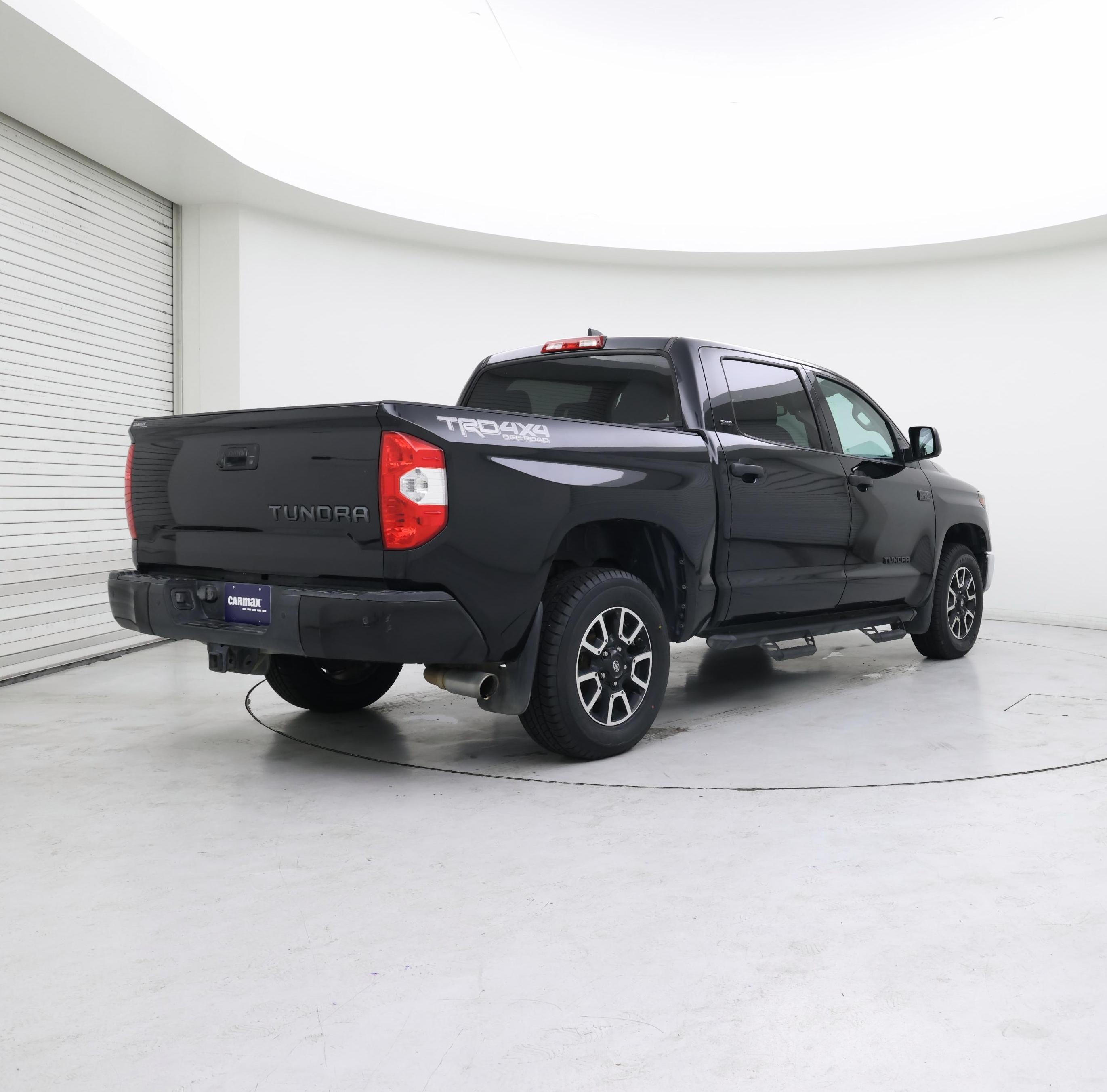 Thumbnail: 2020 Toyota Tundra - 8