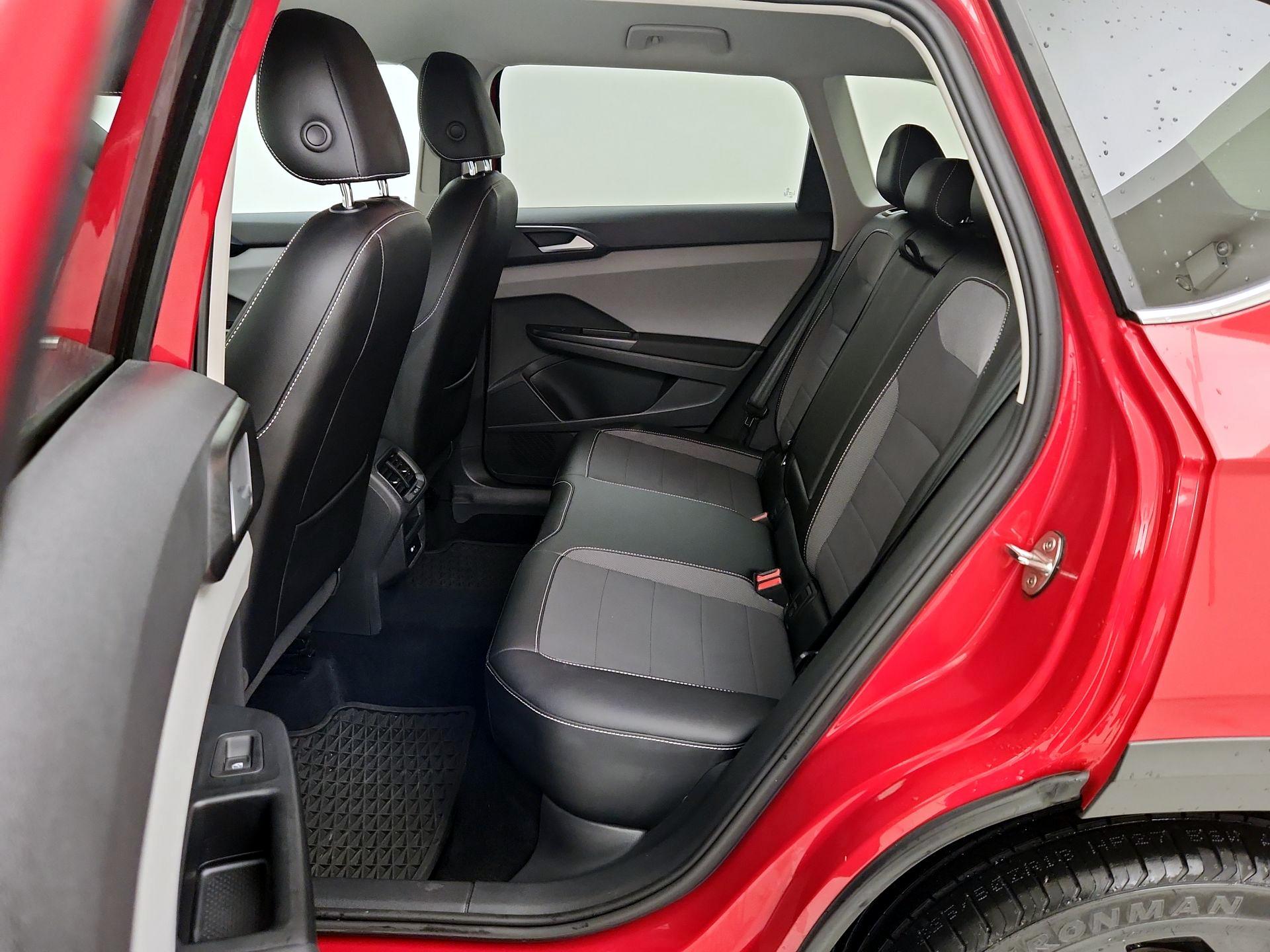 Thumbnail: 2022 Volkswagen Taos - 19