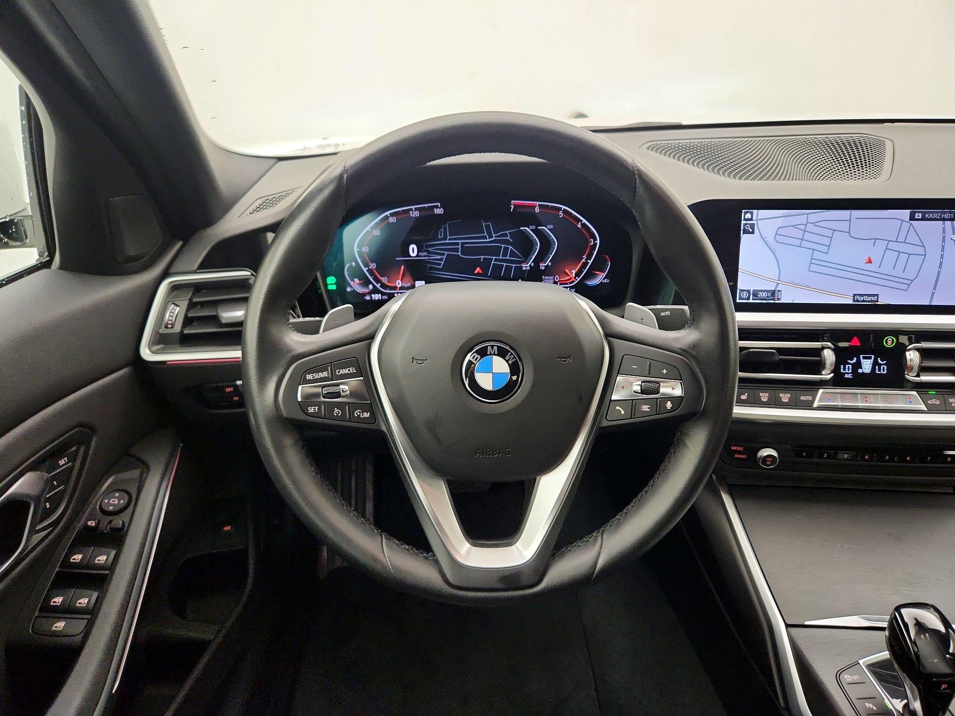 Thumbnail: 2020 BMW 3 Series - 10