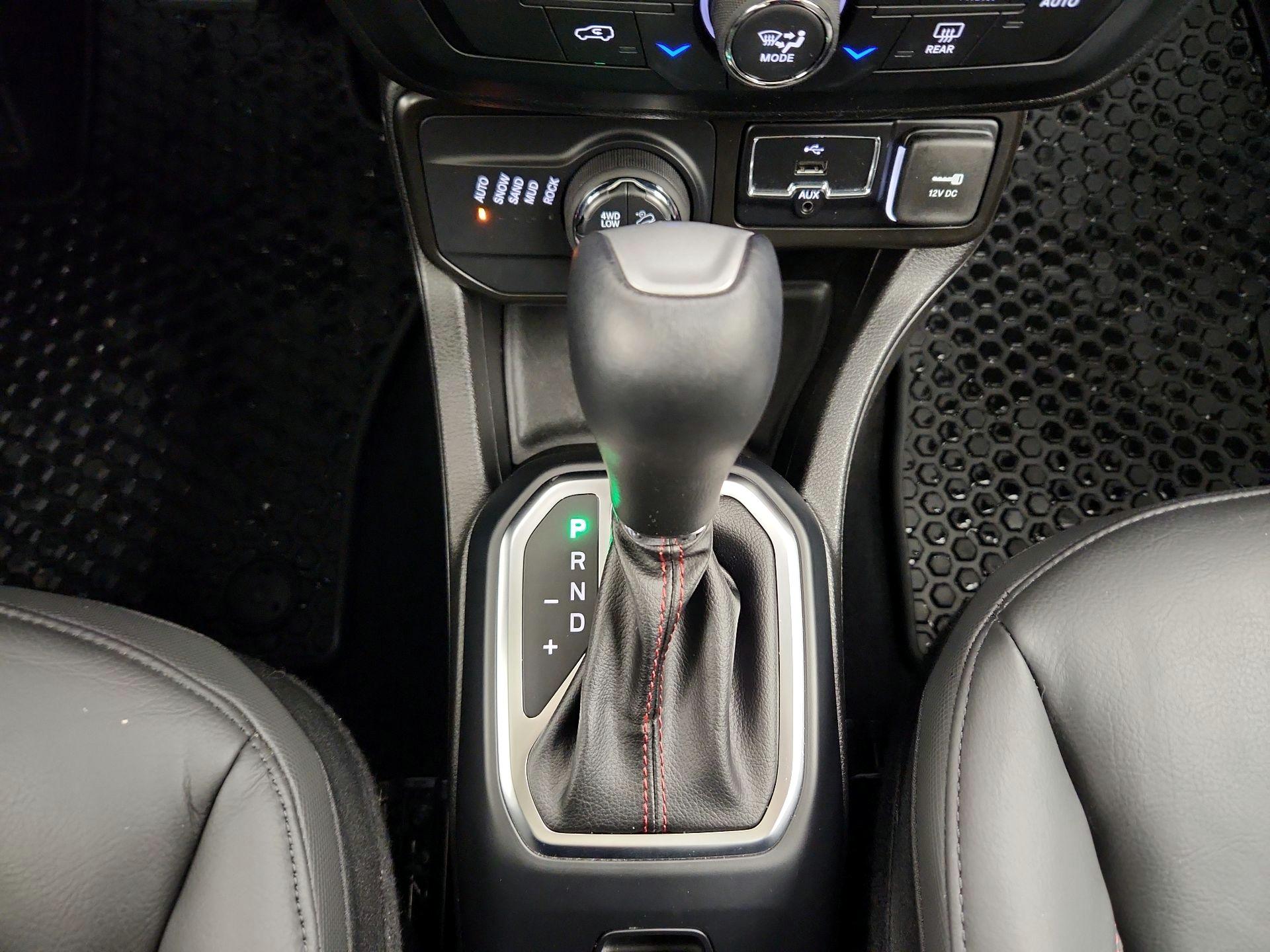 Thumbnail: 2023 Jeep Renegade - 18