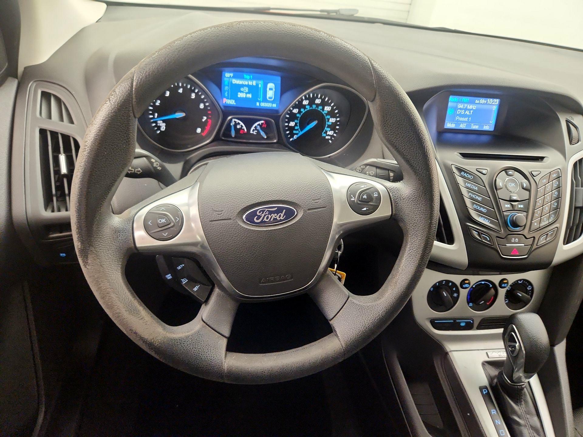 Thumbnail: 2014 Ford Focus - 10