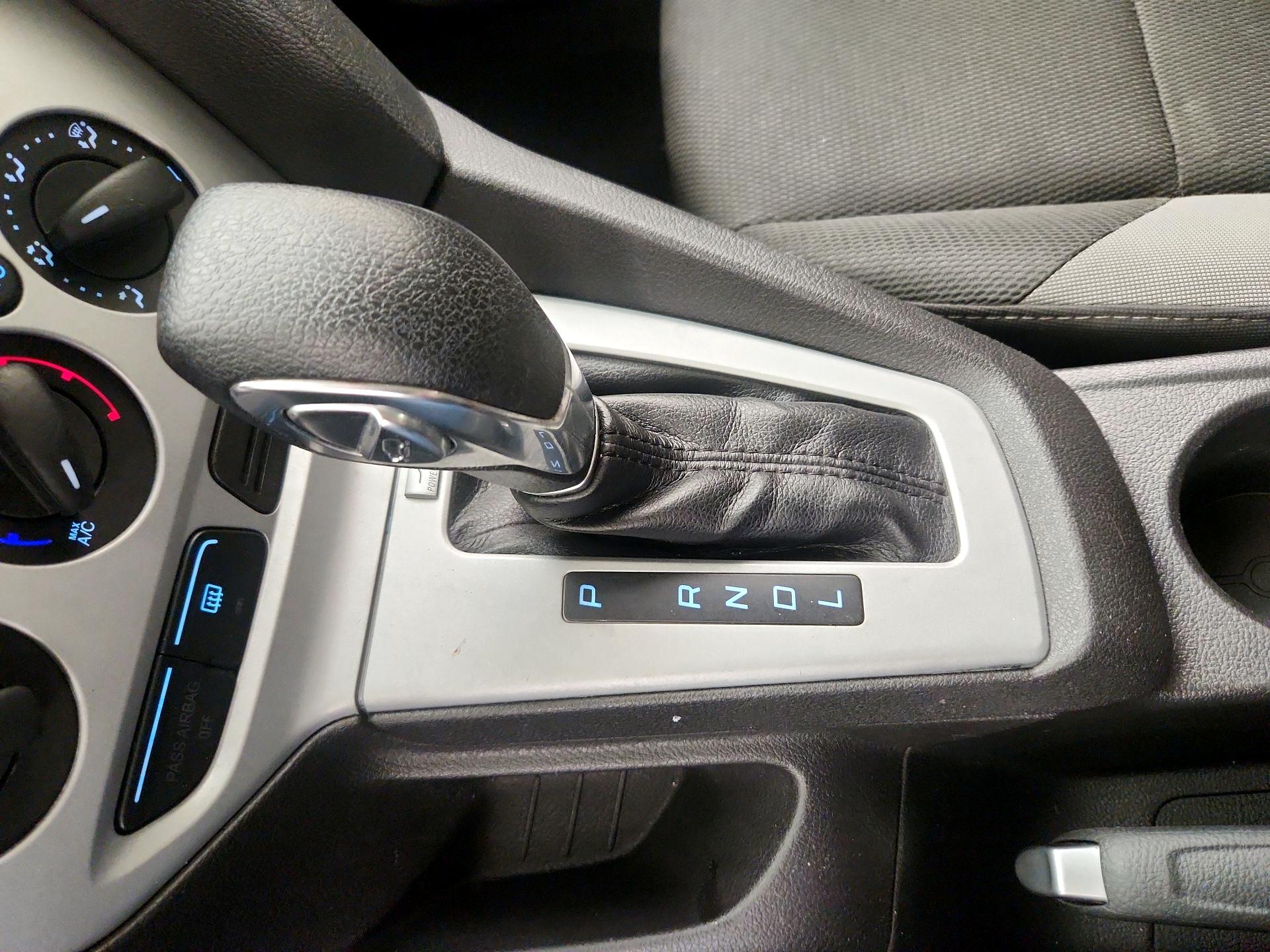 Thumbnail: 2014 Ford Focus - 16