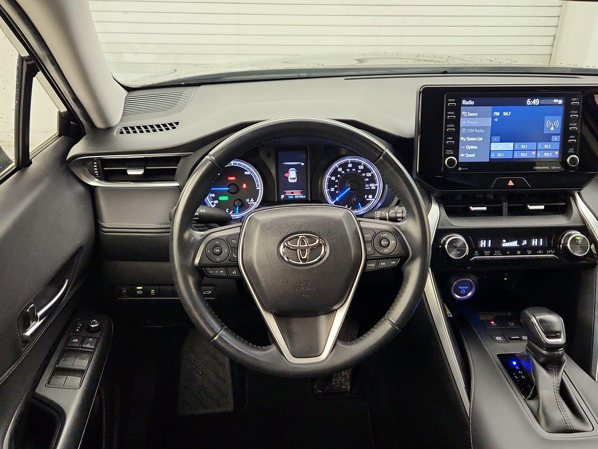 Thumbnail: 2022 Toyota Venza - 10