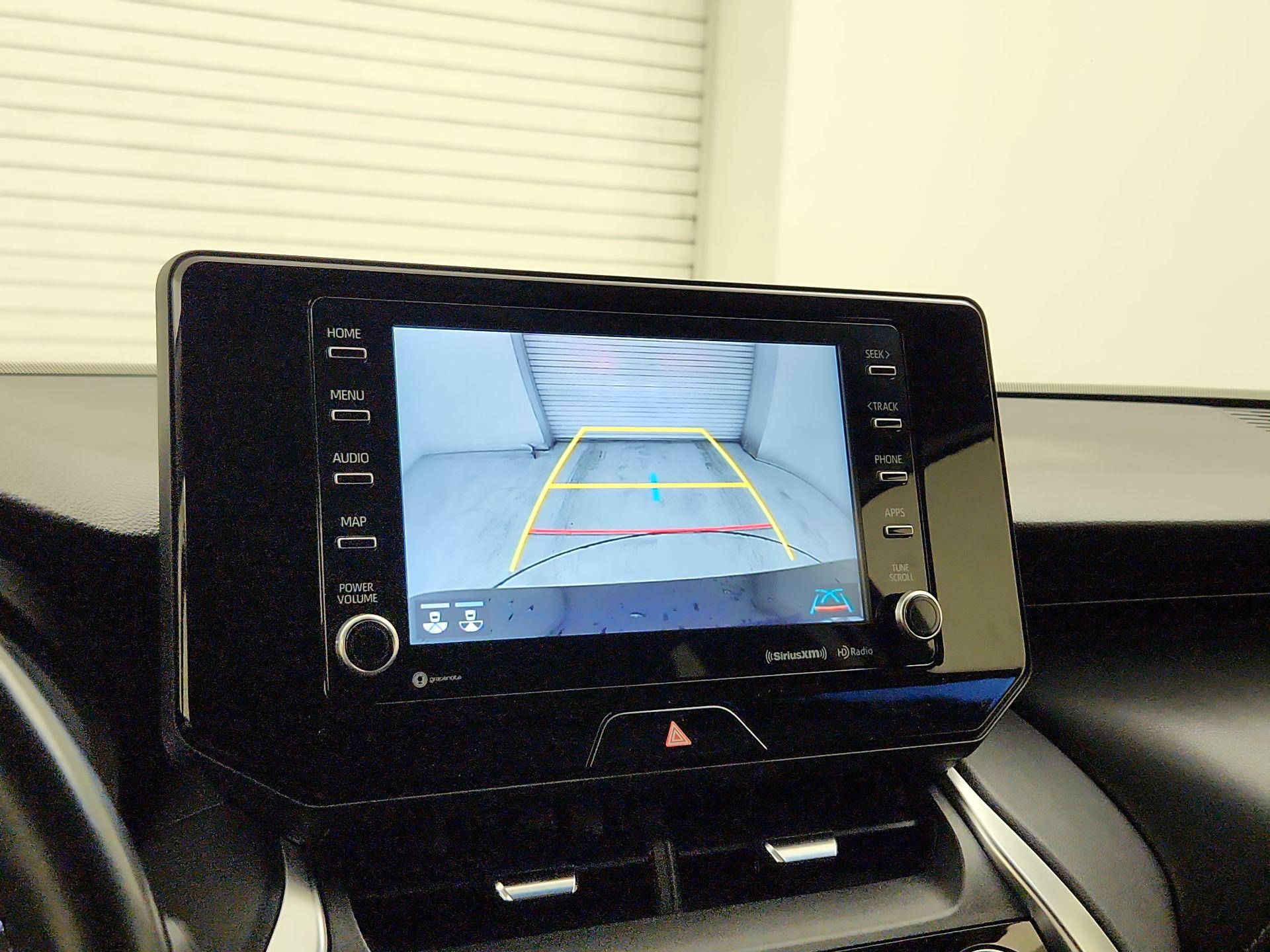 Thumbnail: 2022 Toyota Venza - 14