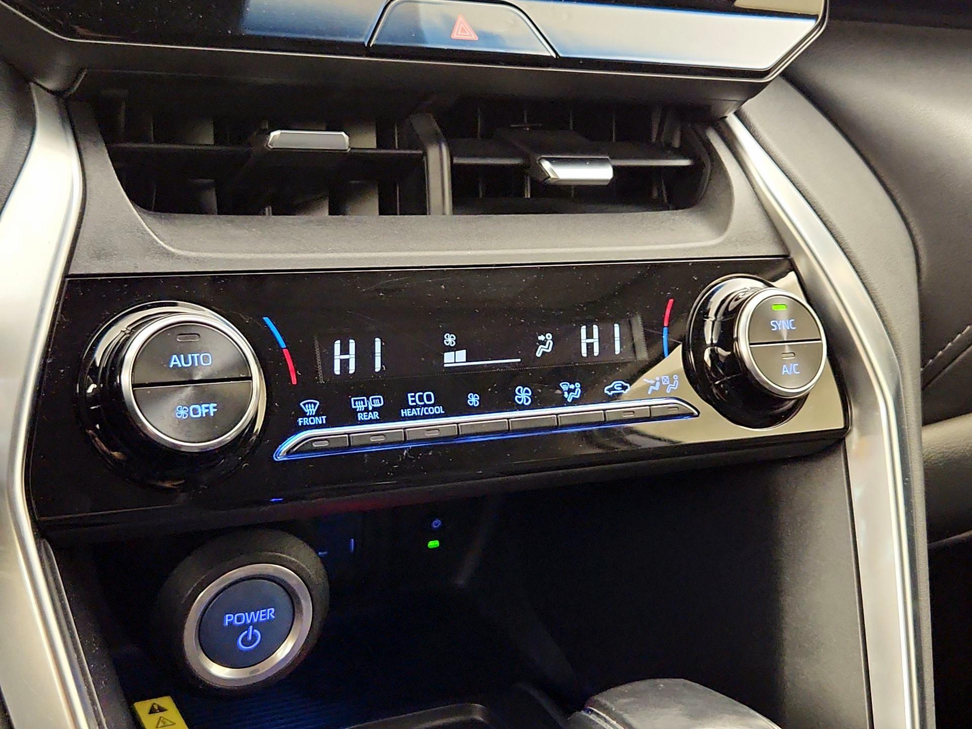 Thumbnail: 2022 Toyota Venza - 16