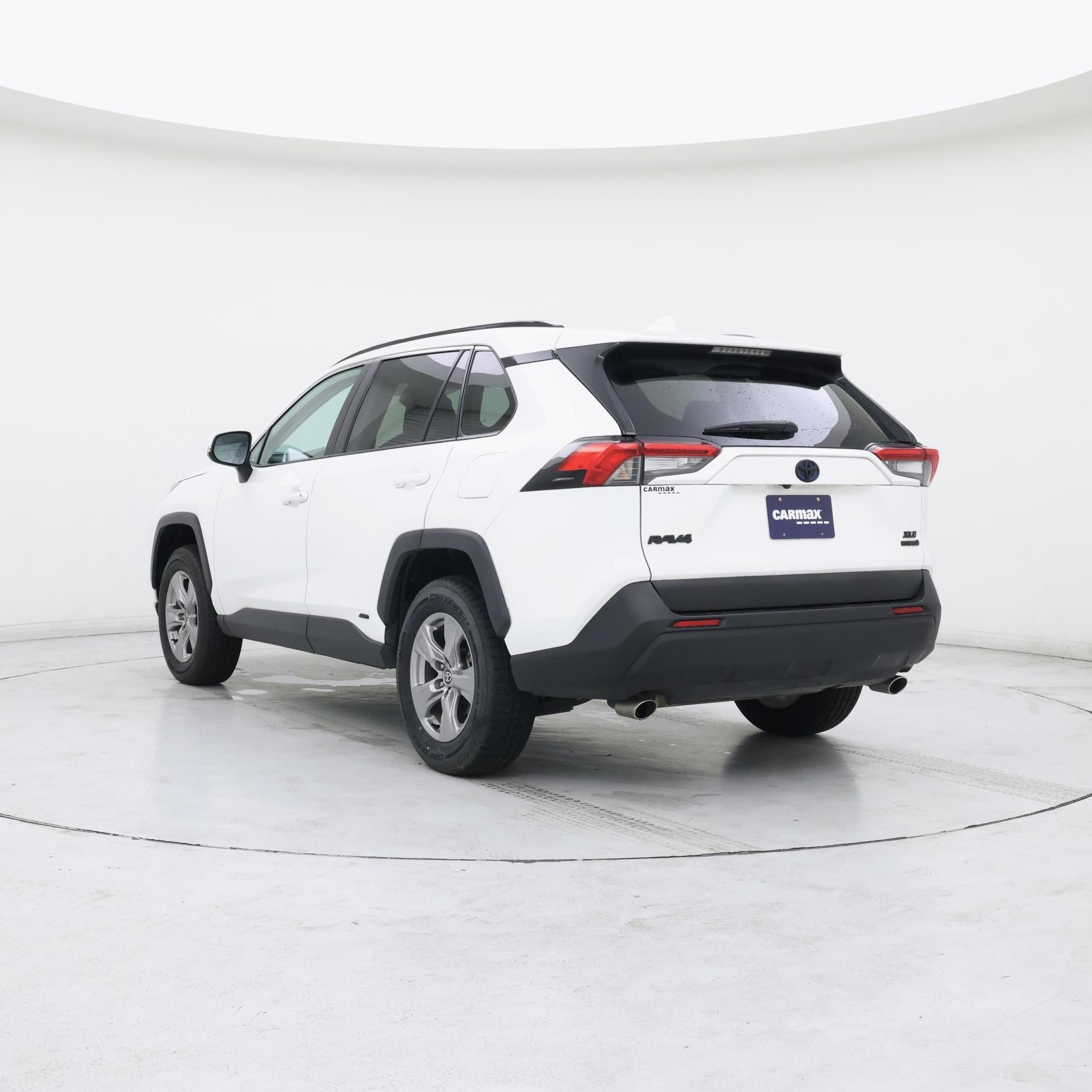 Thumbnail: 2024 Toyota RAV4 - 2