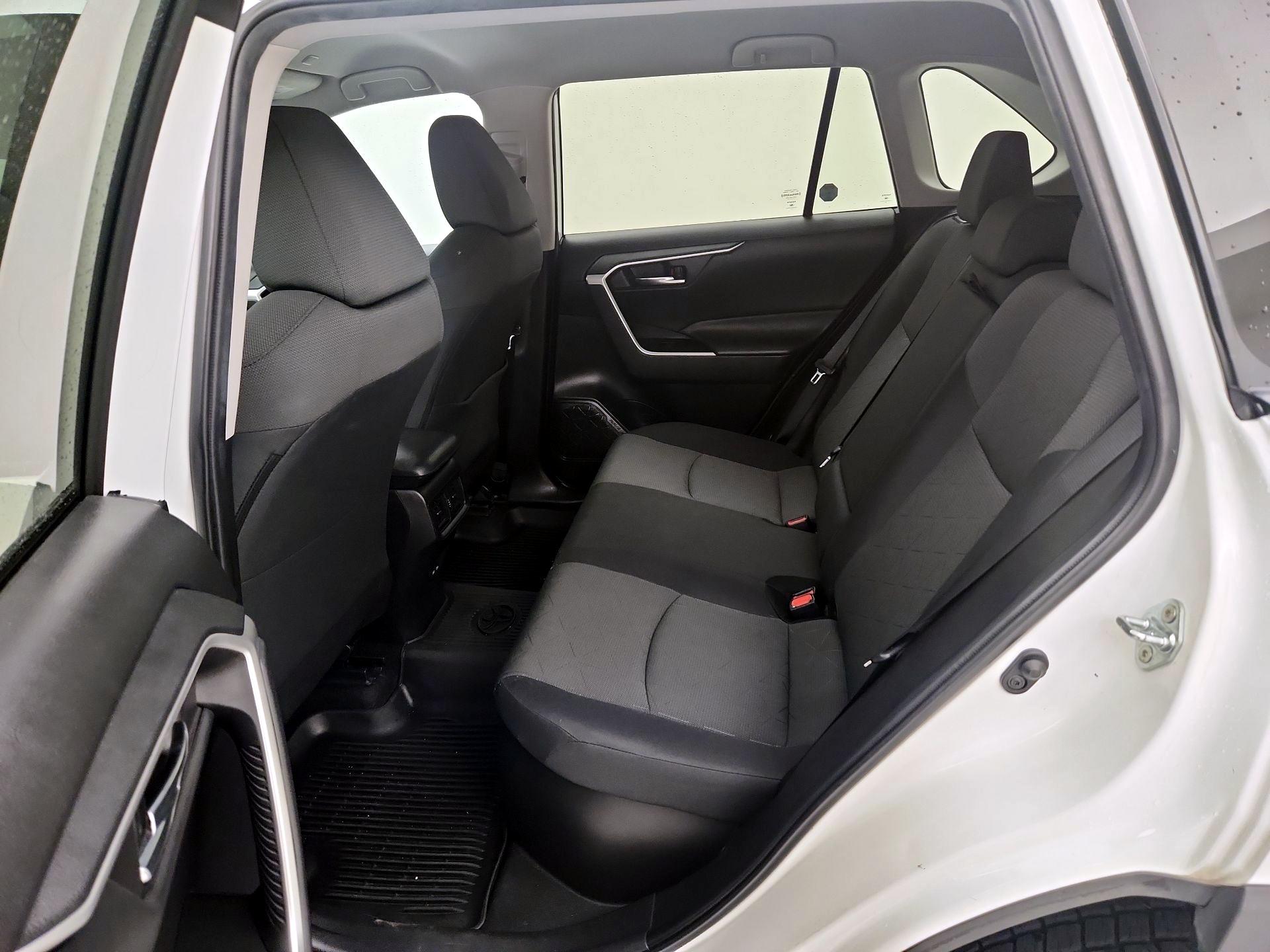 Thumbnail: 2024 Toyota RAV4 - 19