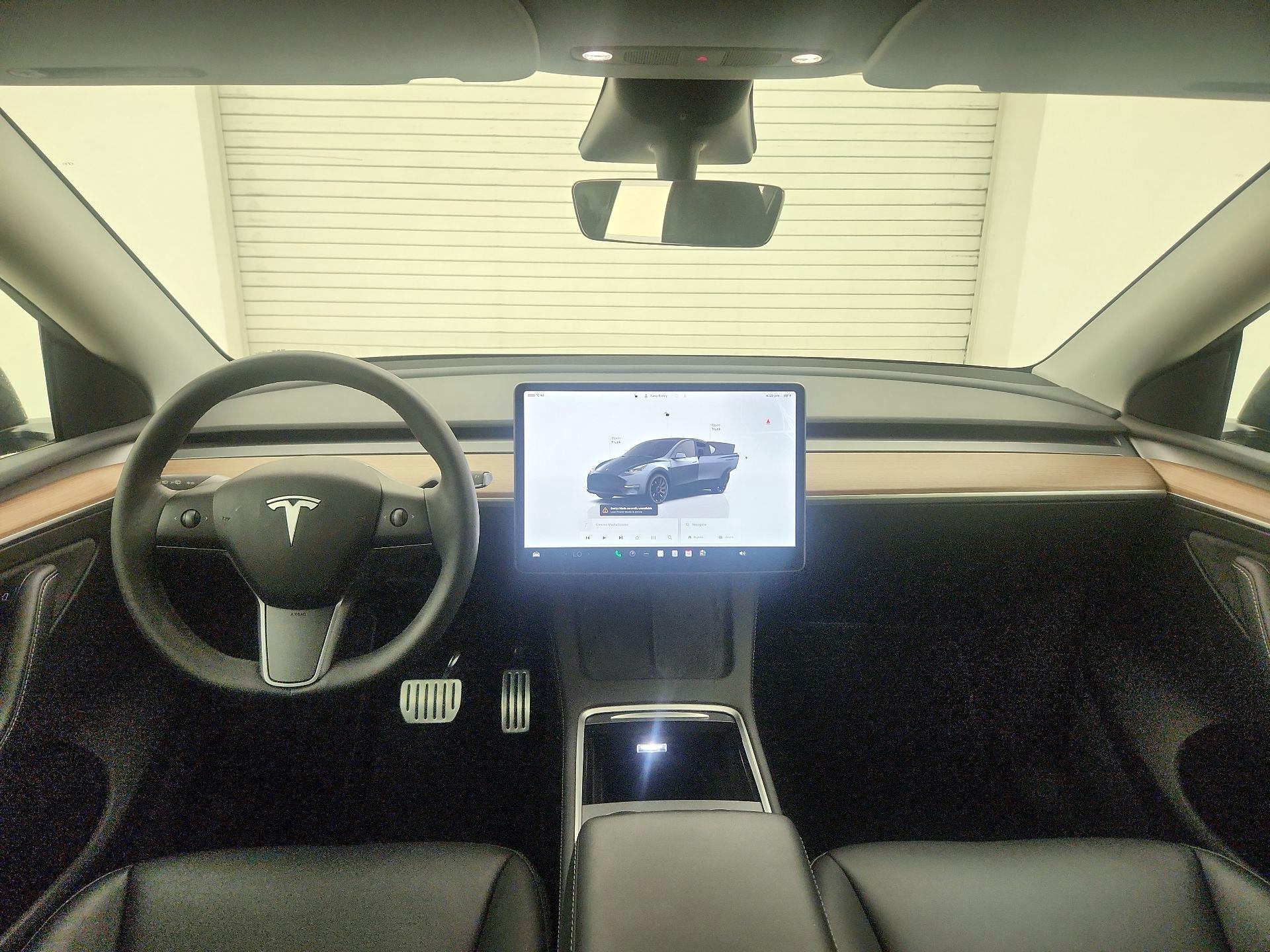 Thumbnail: 2023 Tesla Model Y - 9