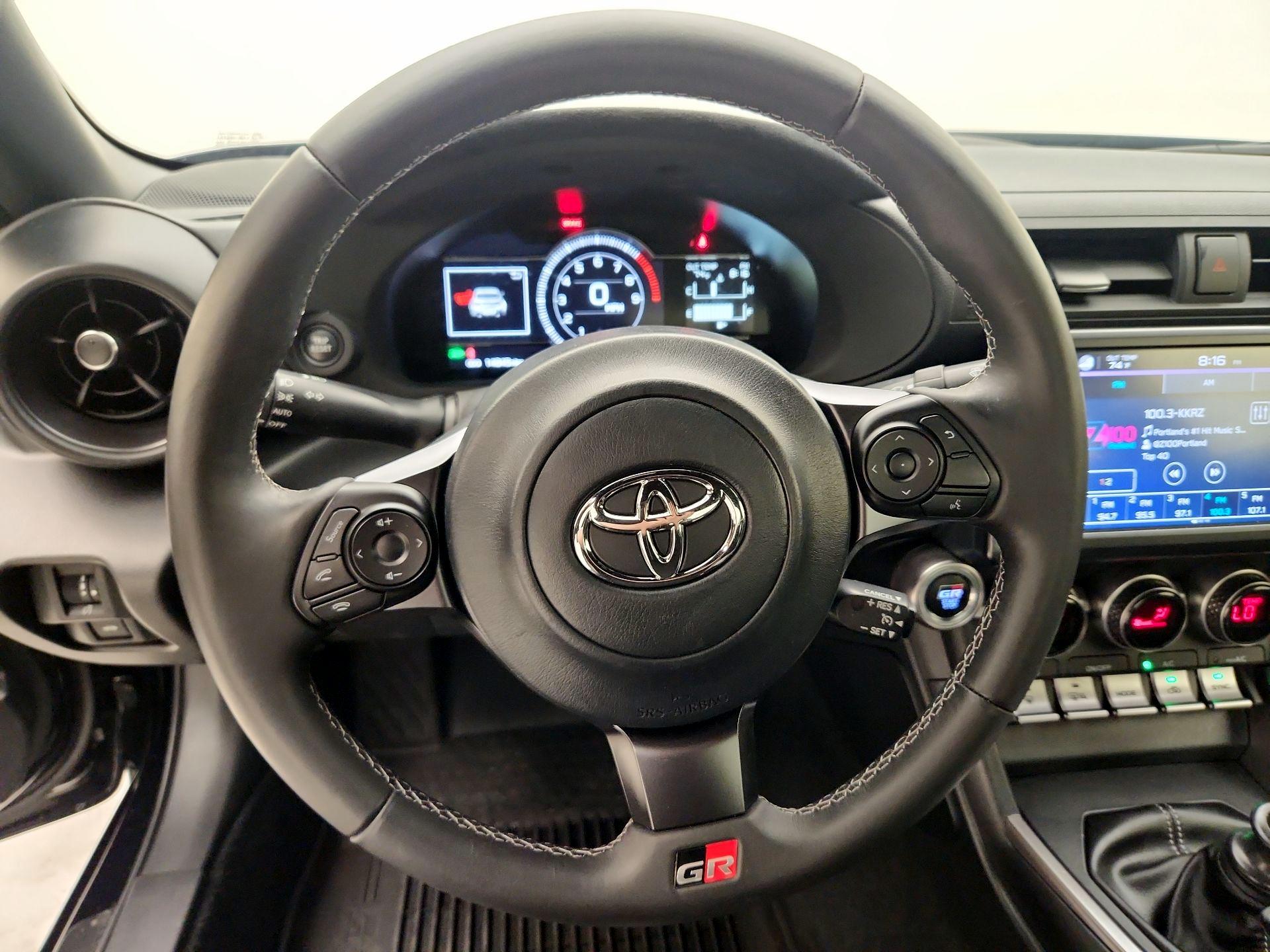 Thumbnail: 2023 Toyota GR86 - 10