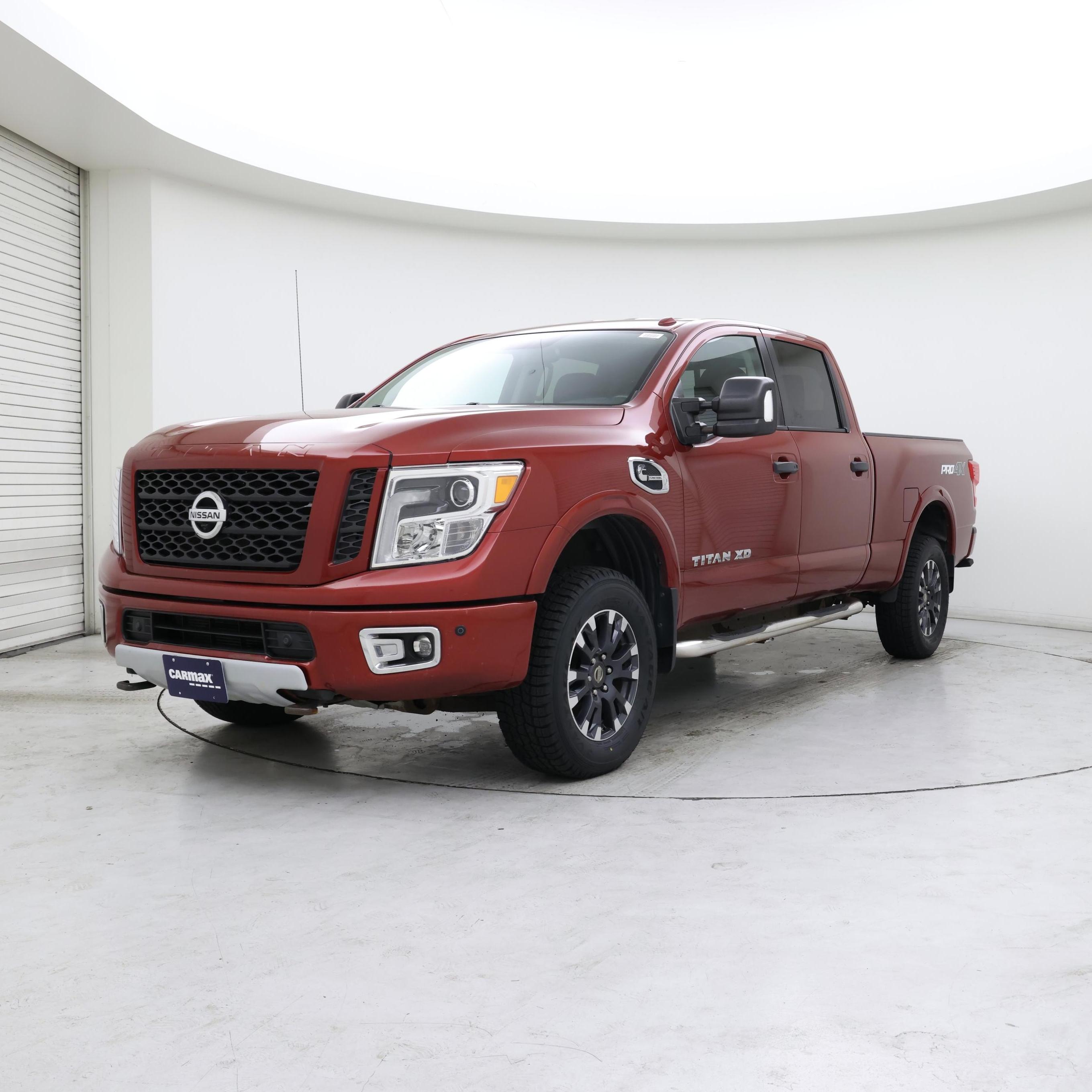 Thumbnail: 2018 Nissan Titan - 4