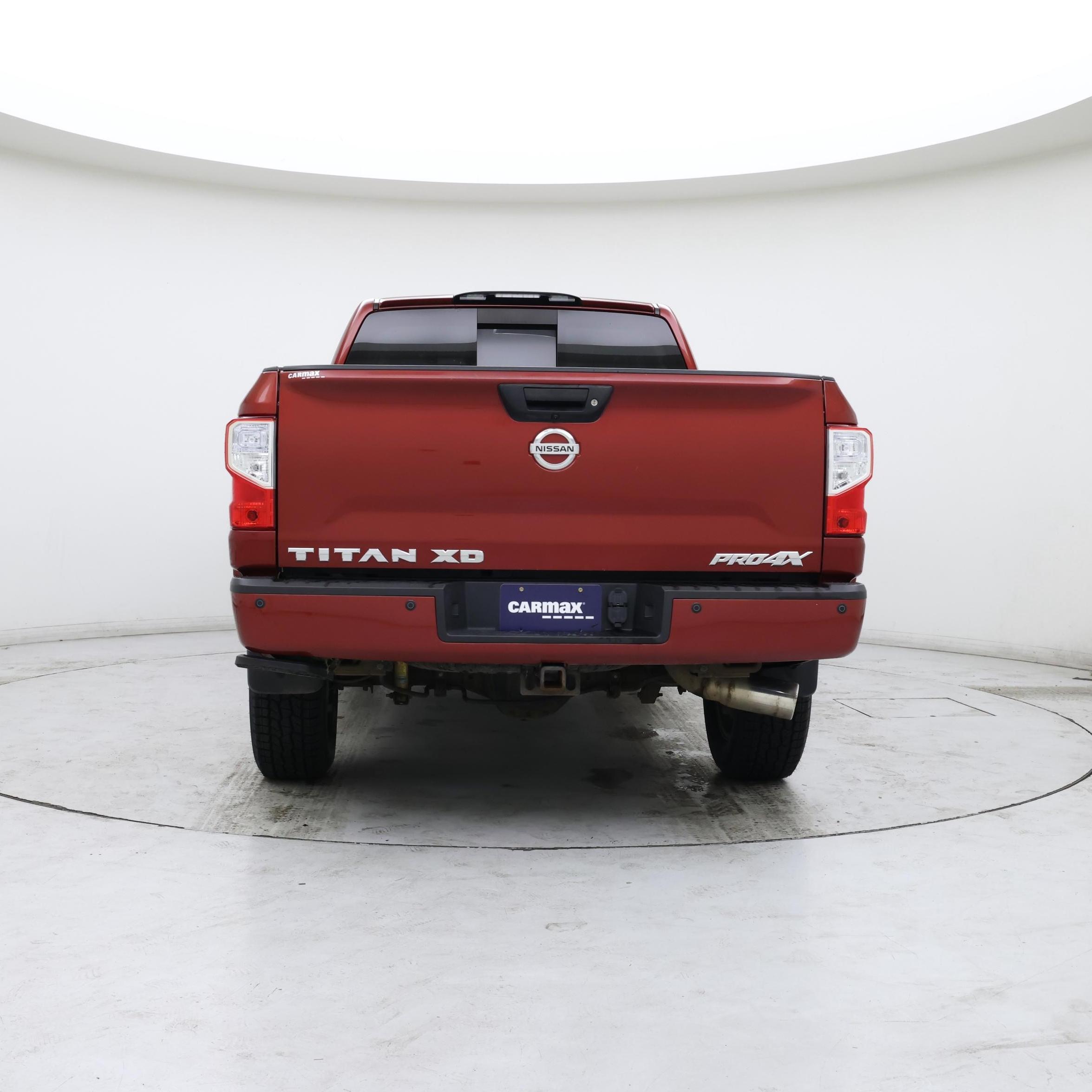 Thumbnail: 2018 Nissan Titan - 6