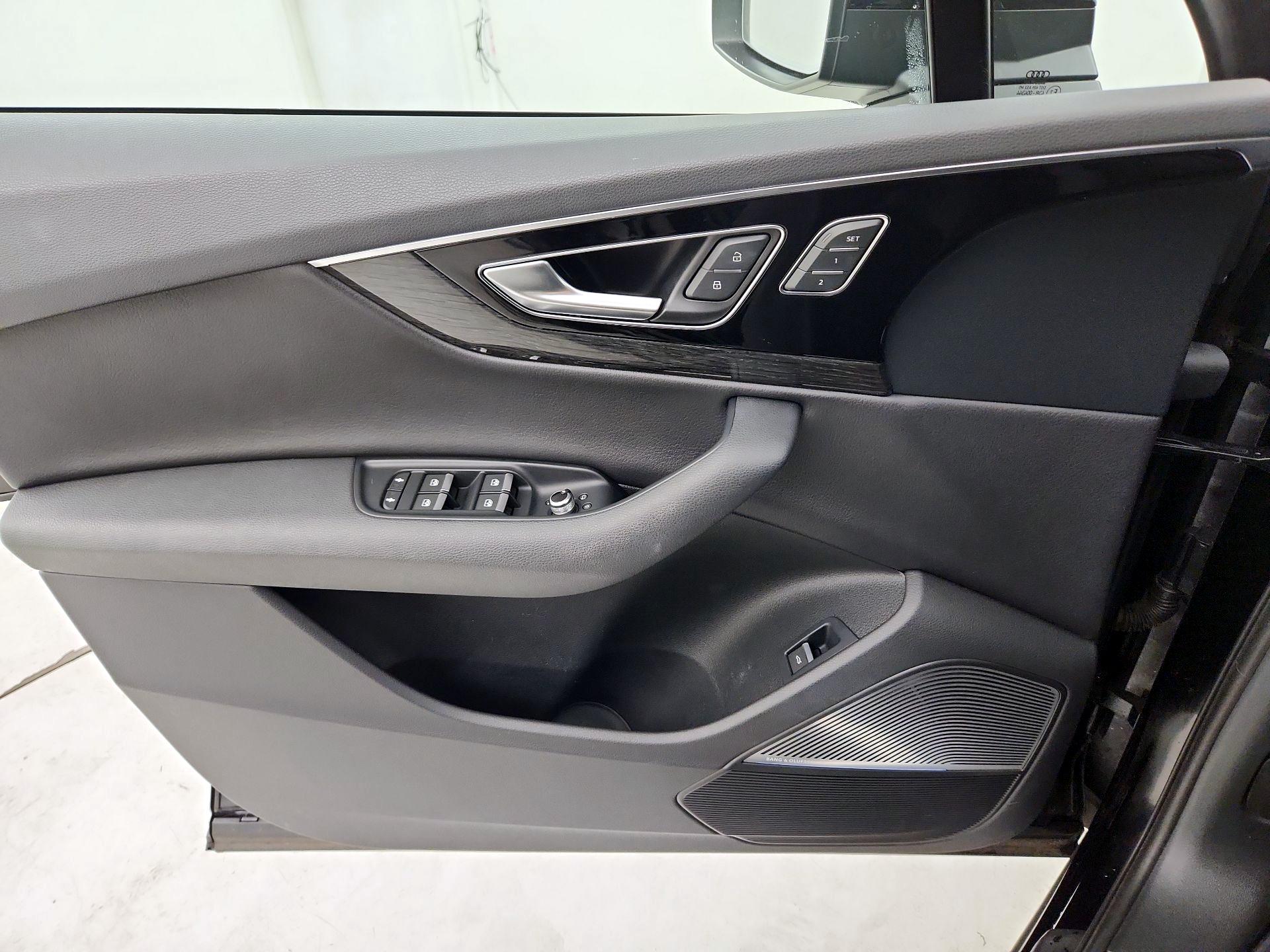 Thumbnail: 2019 Audi Q7 - 12