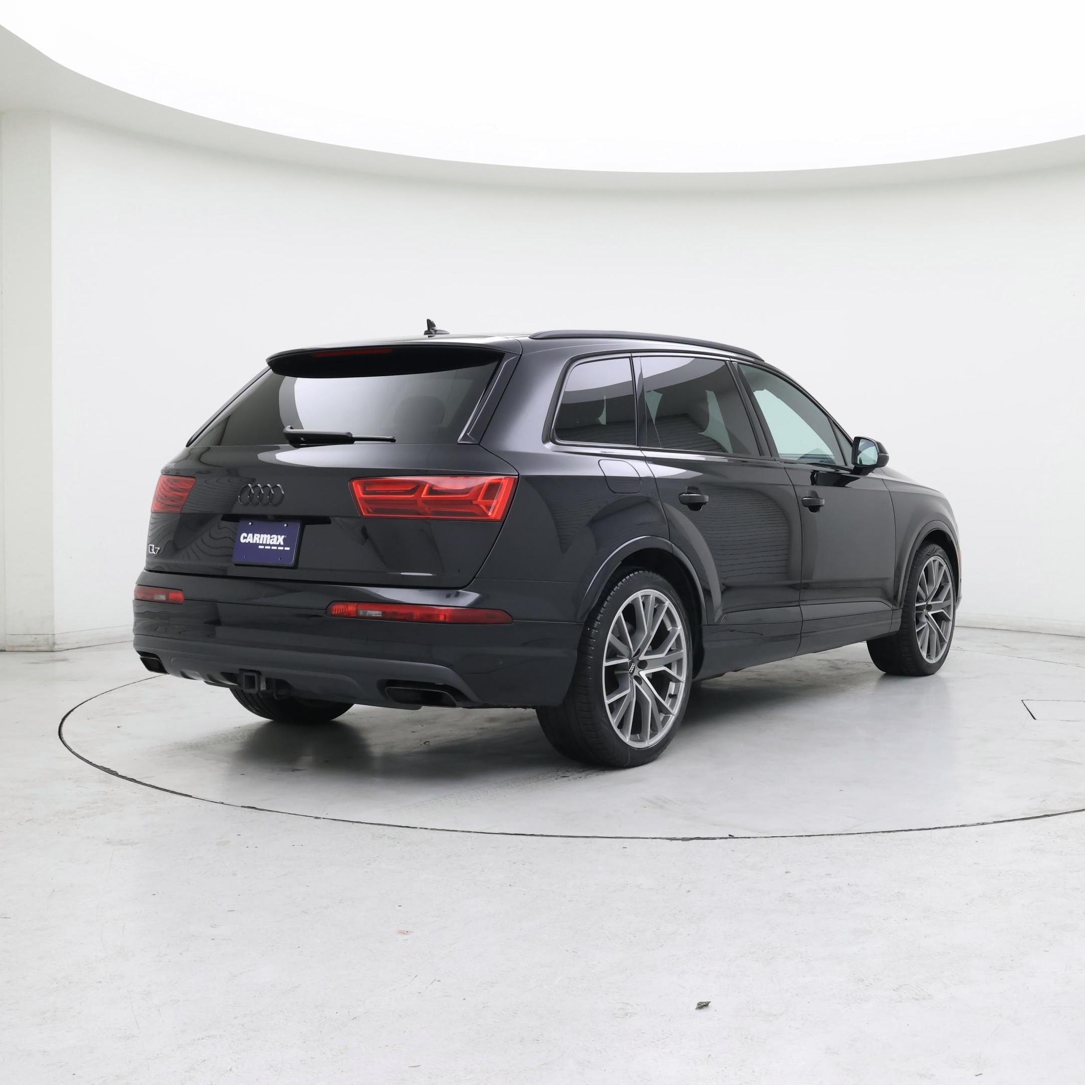 Thumbnail: 2019 Audi Q7 - 8