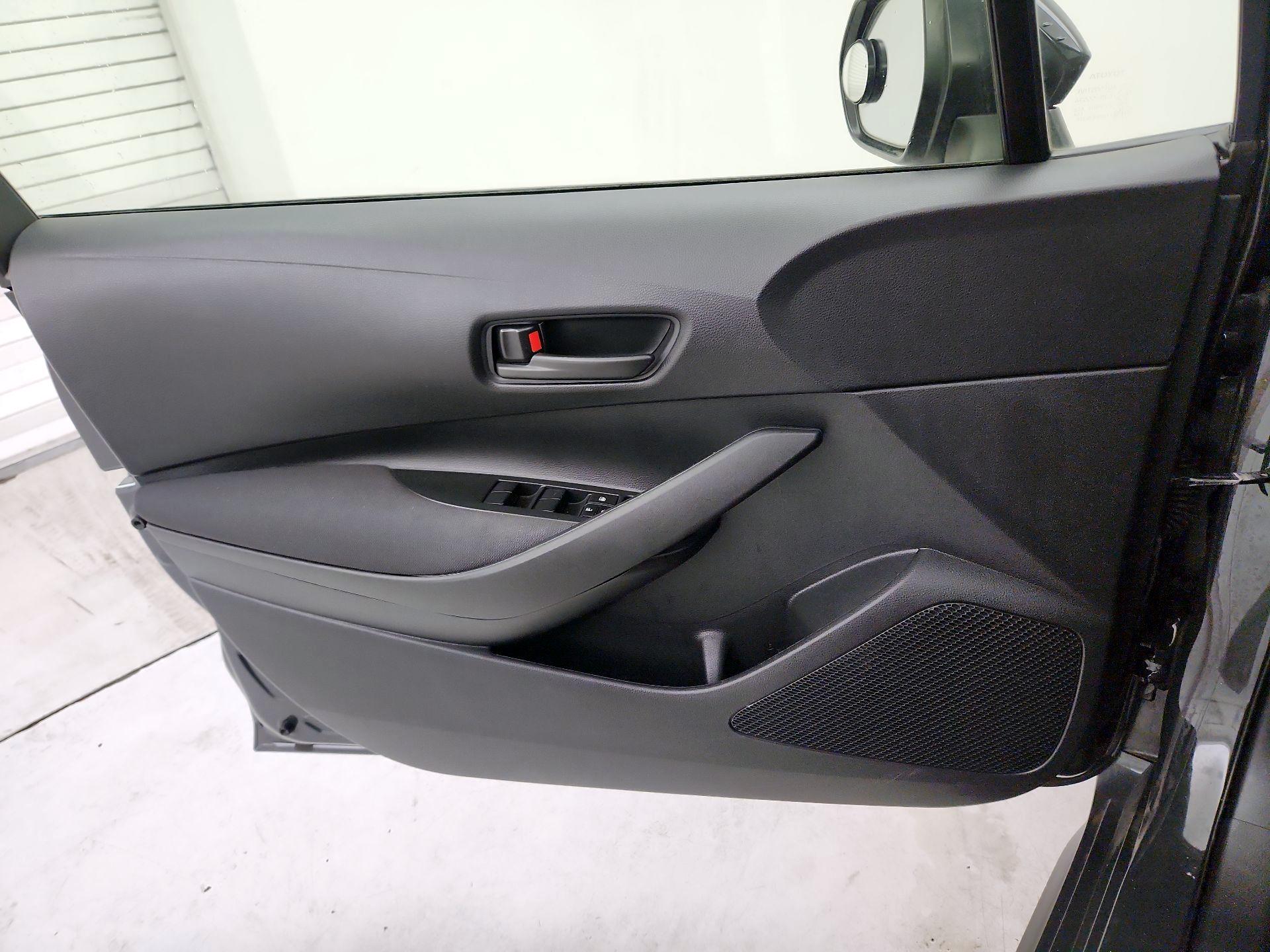 Thumbnail: 2023 Toyota Corolla - 12