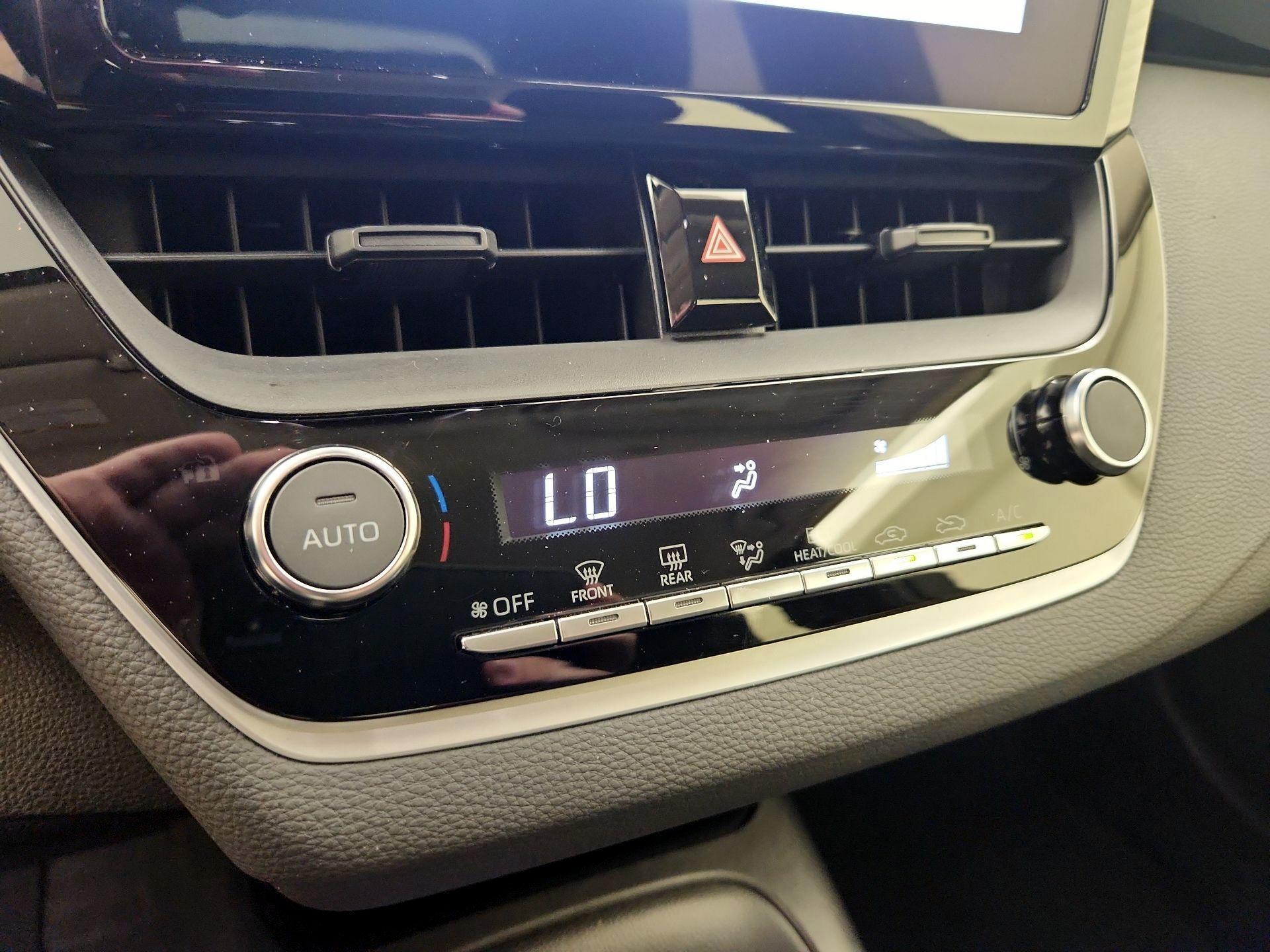 Thumbnail: 2023 Toyota Corolla - 16