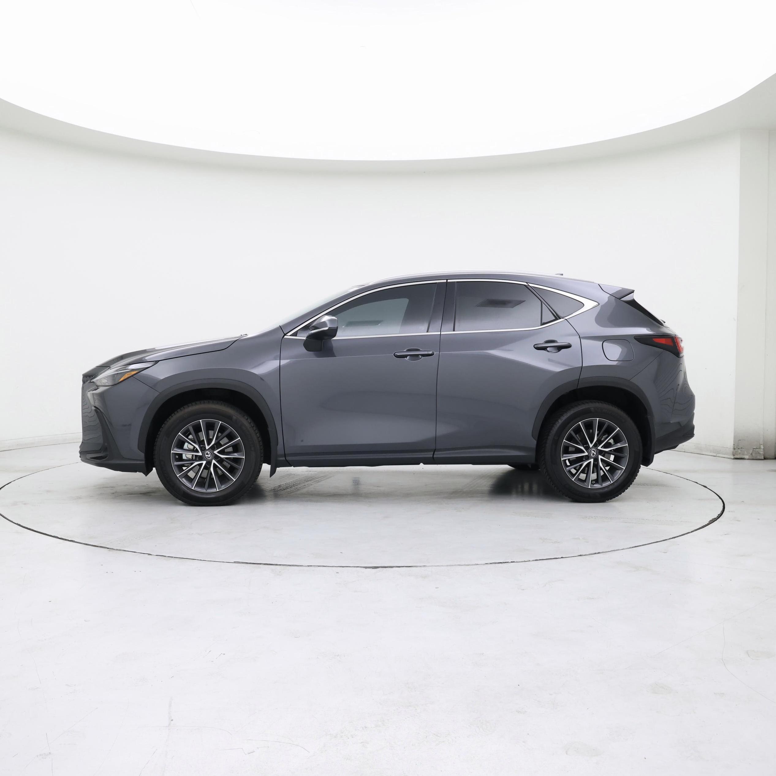 Thumbnail: 2022 Lexus NX - 3